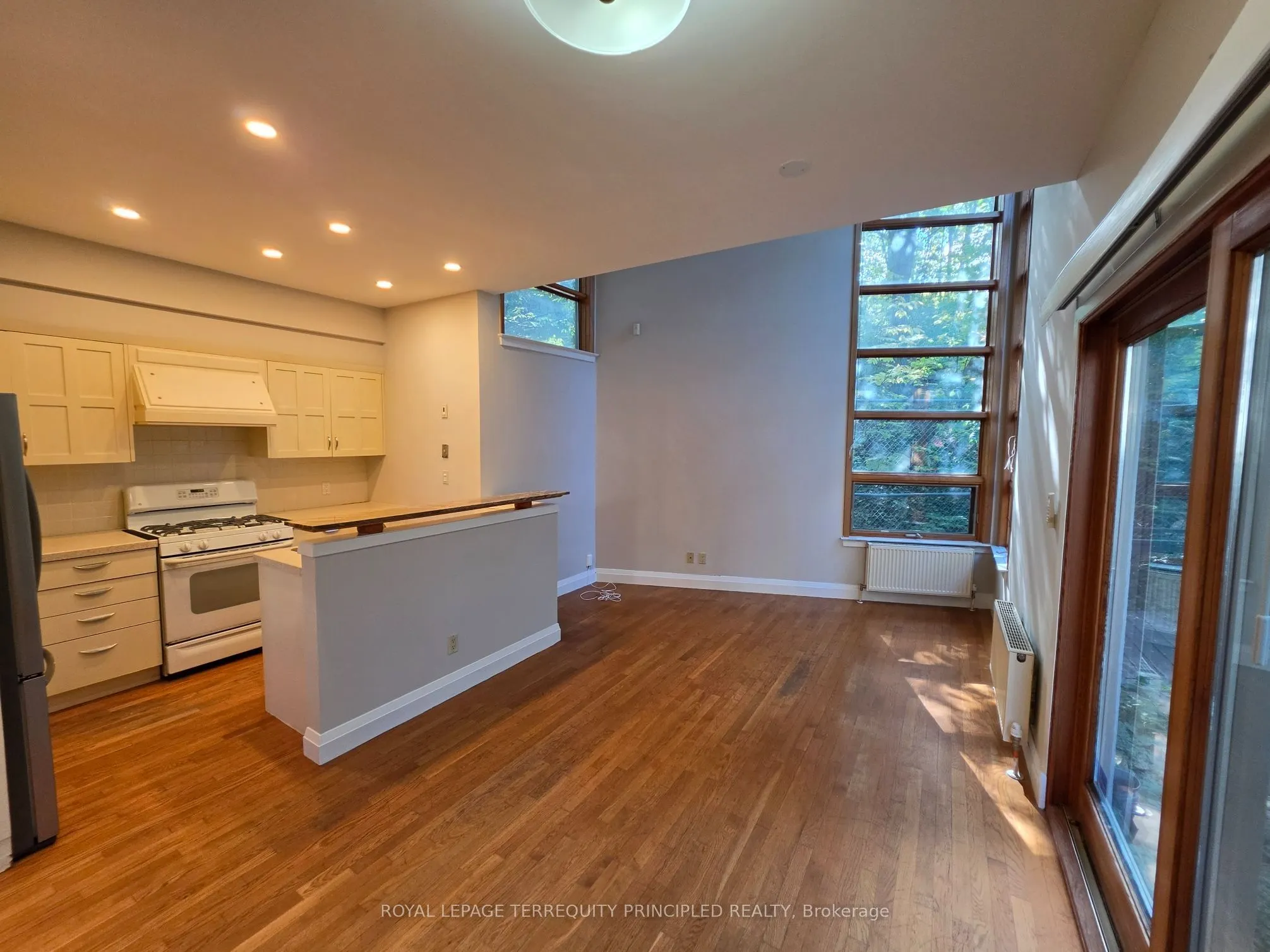 8 Bright Street #B