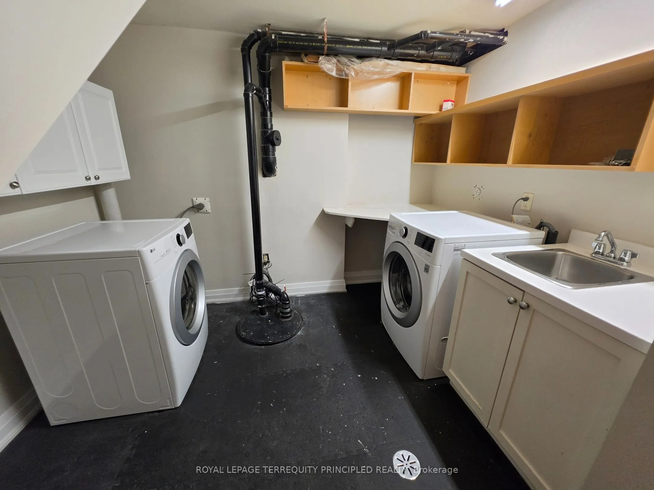 8 Bright Street #B