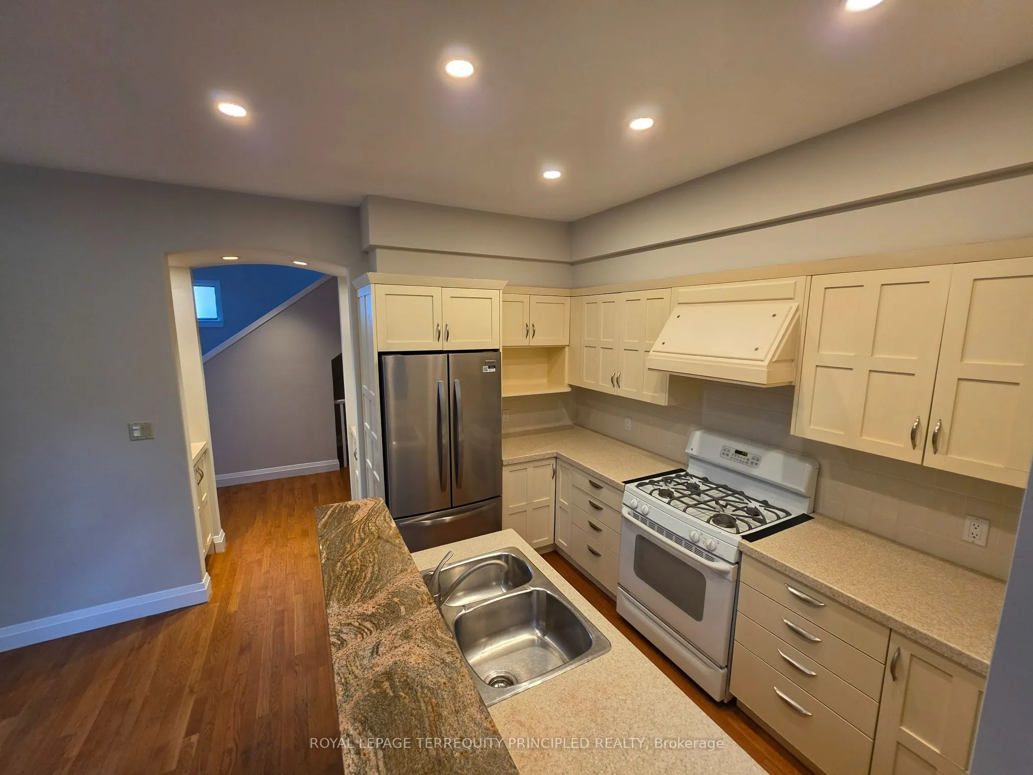 8 Bright Street #B