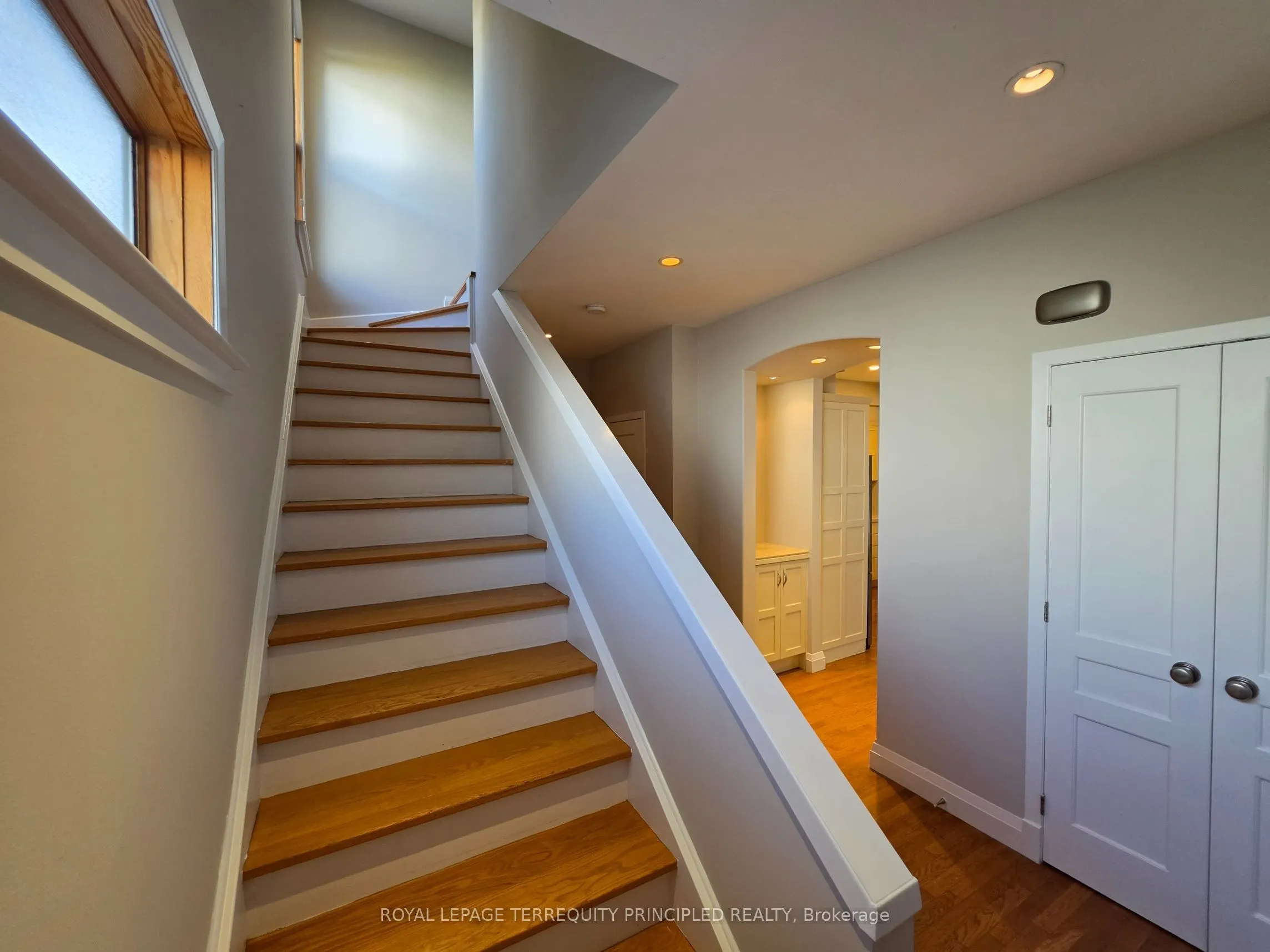 8 Bright Street #B