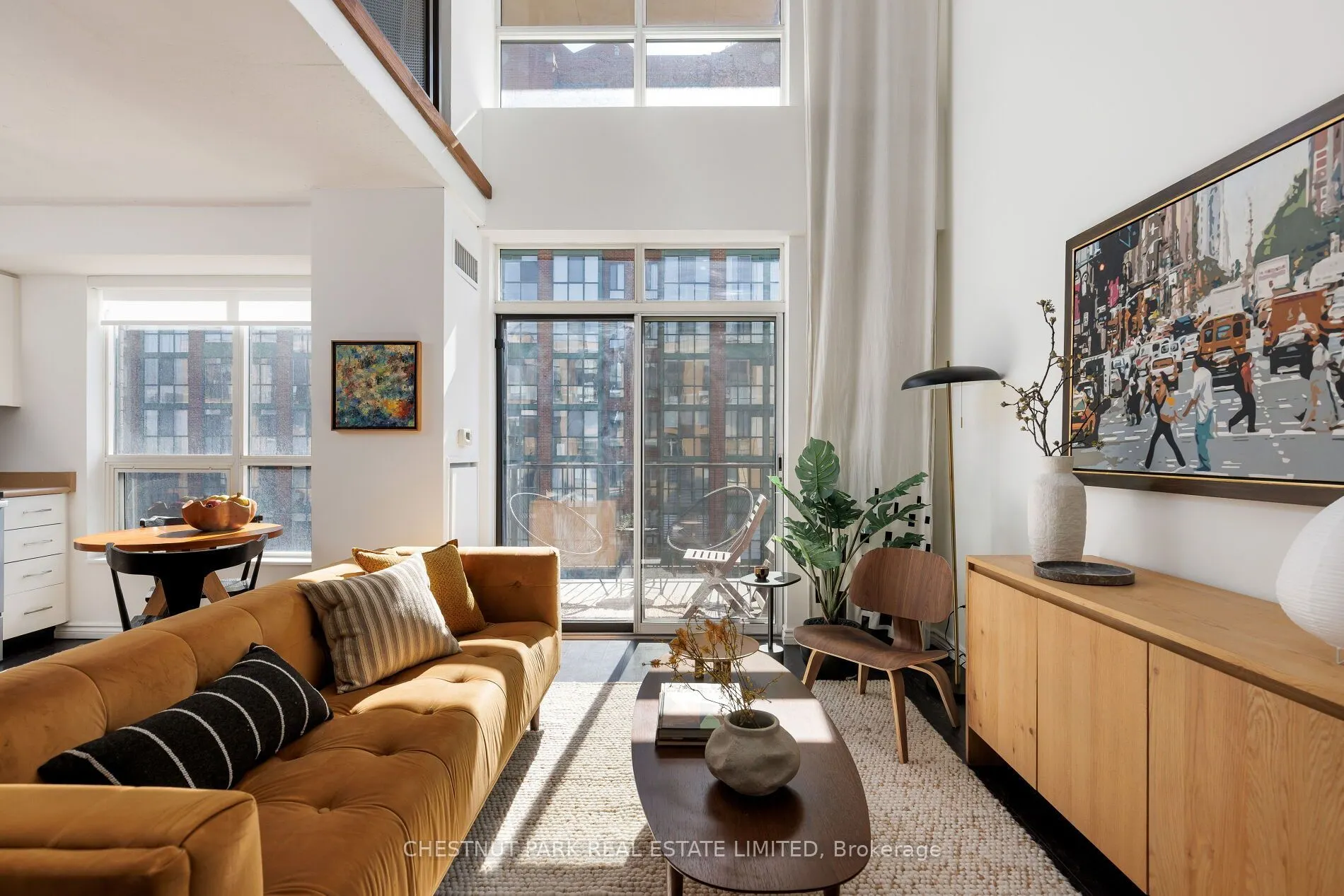 800 King Street W #611