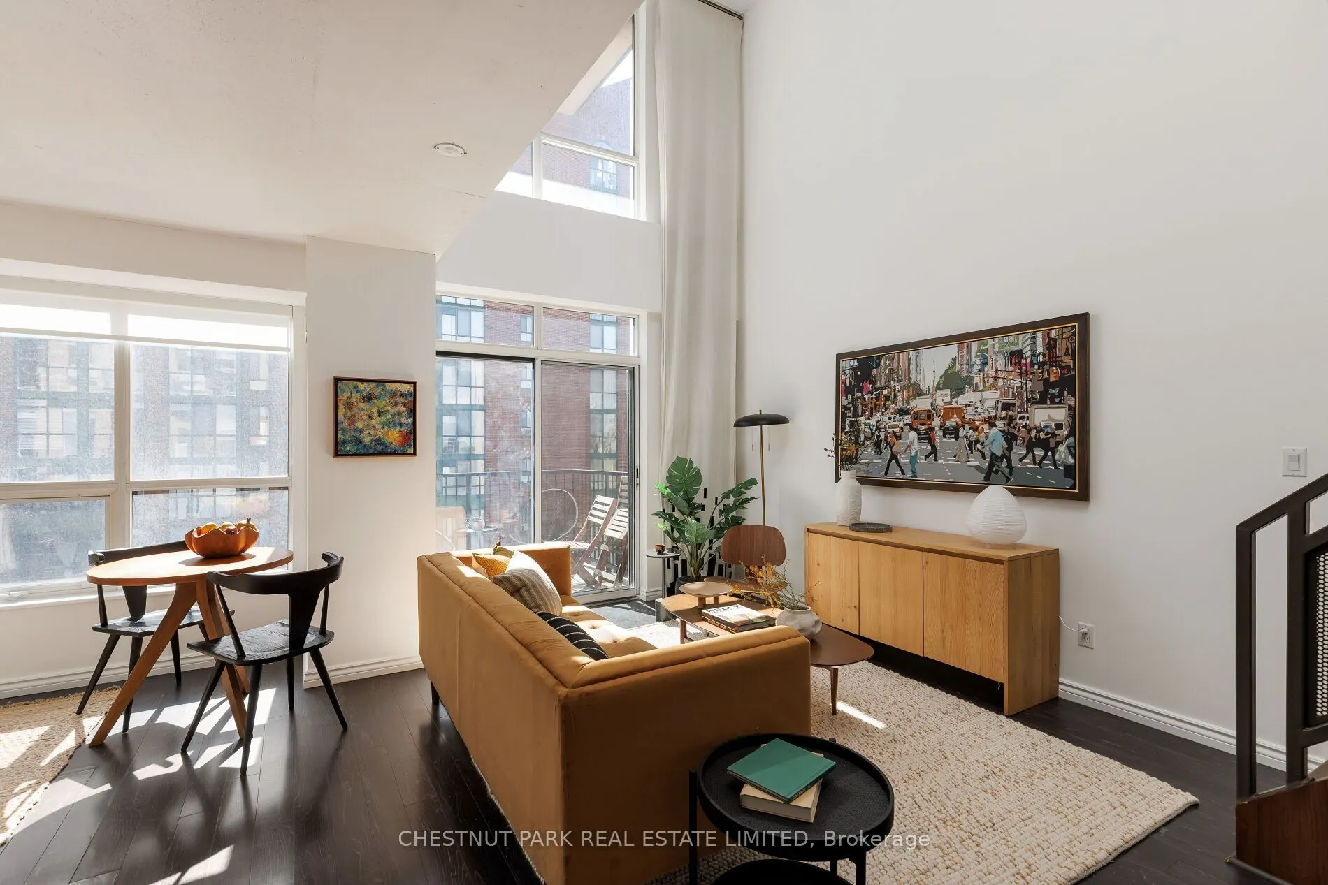 800 King Street W #611