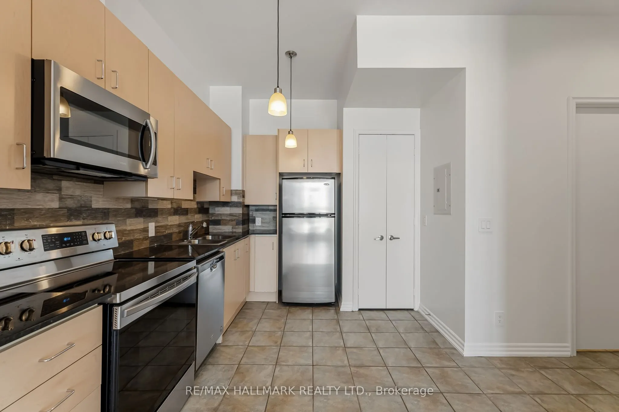 797 Don Mills Road #606