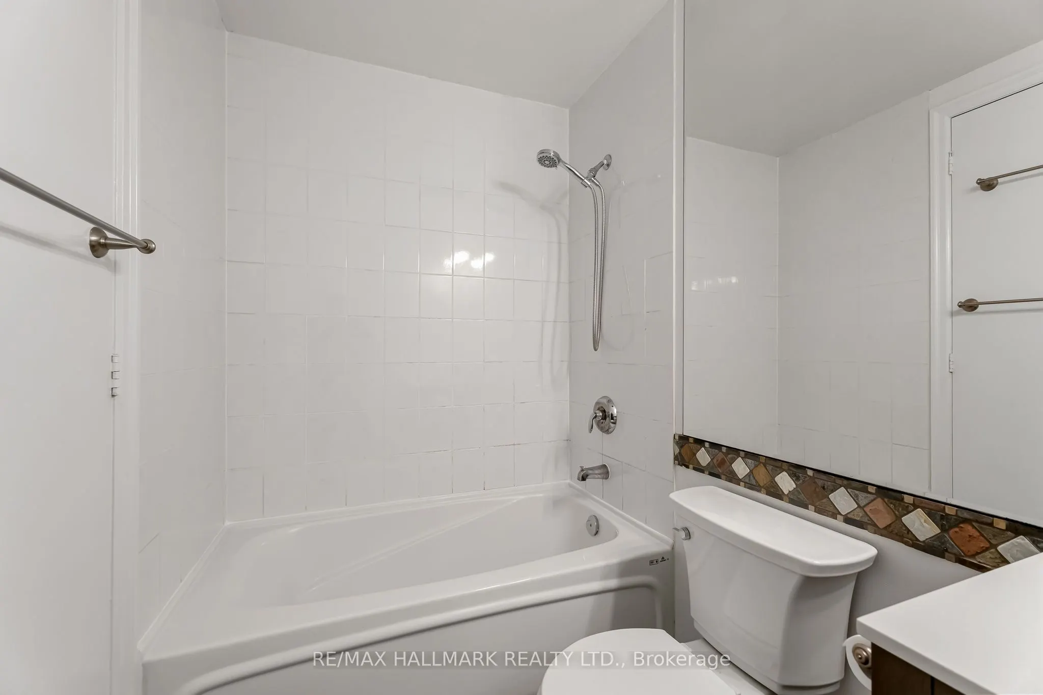 797 Don Mills Road #606