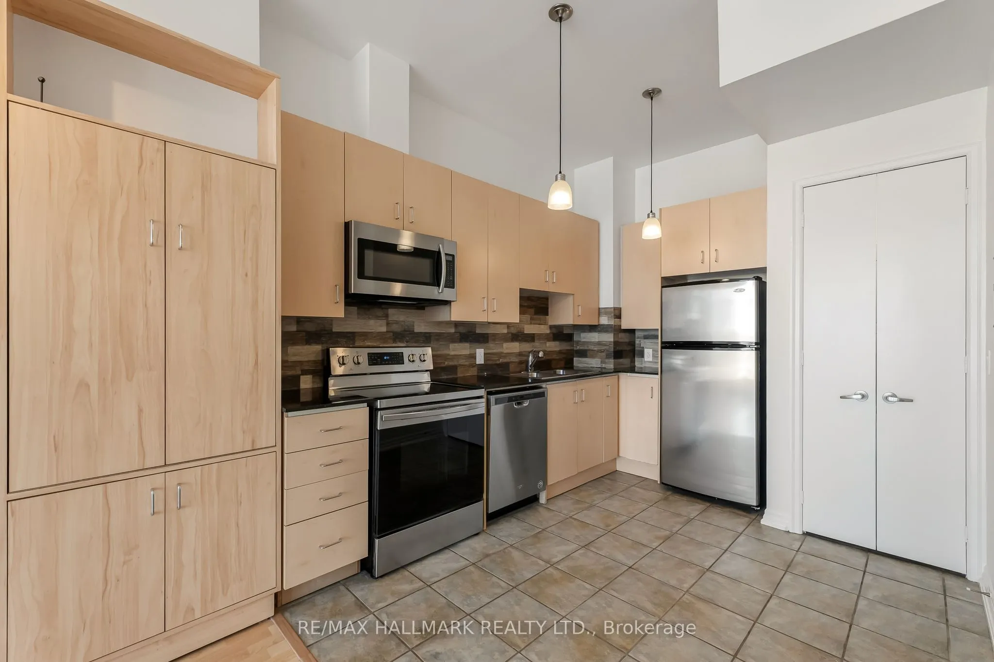 797 Don Mills Road #606