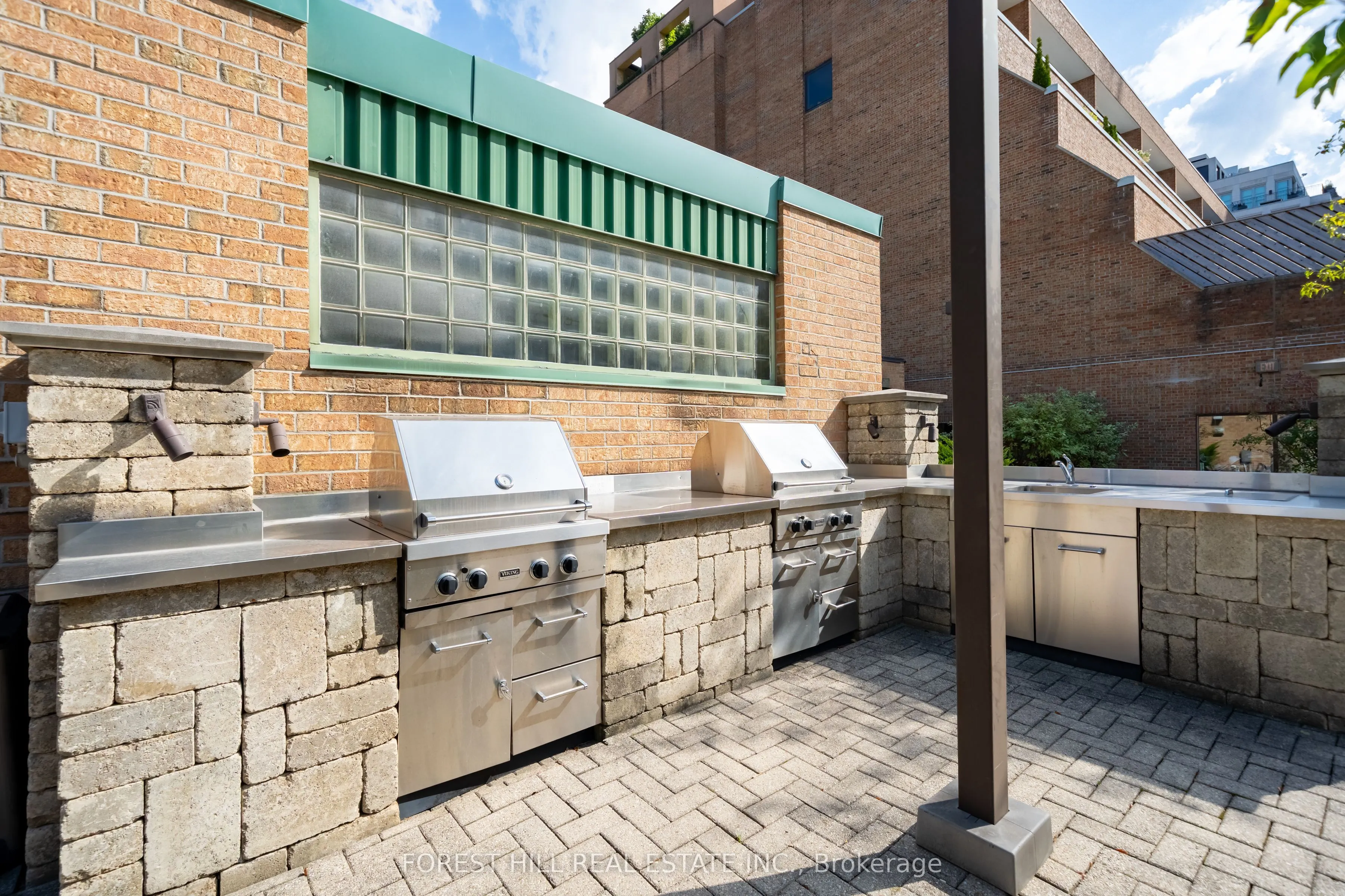 77 Avenue Road #215