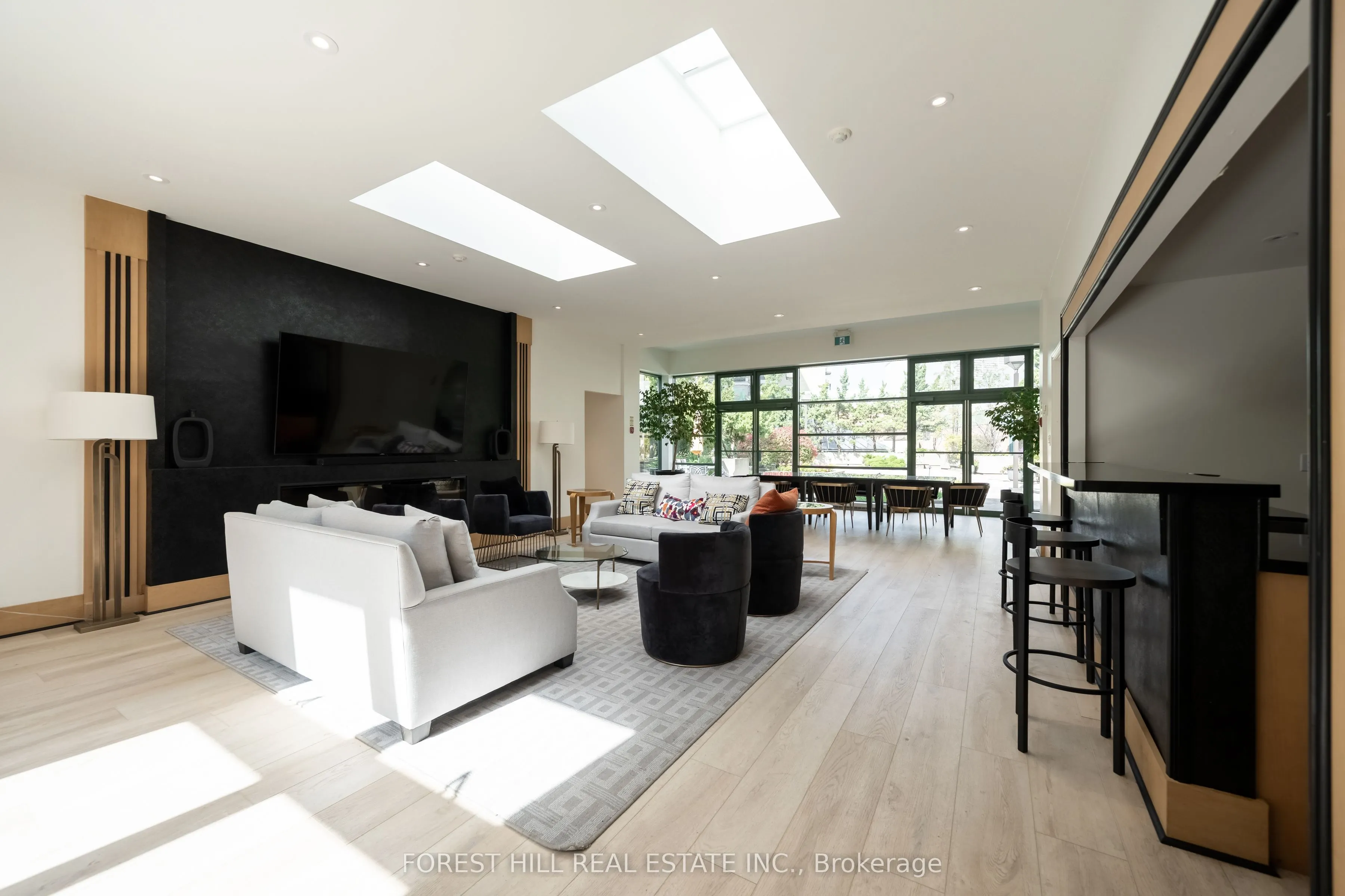 77 Avenue Road #215