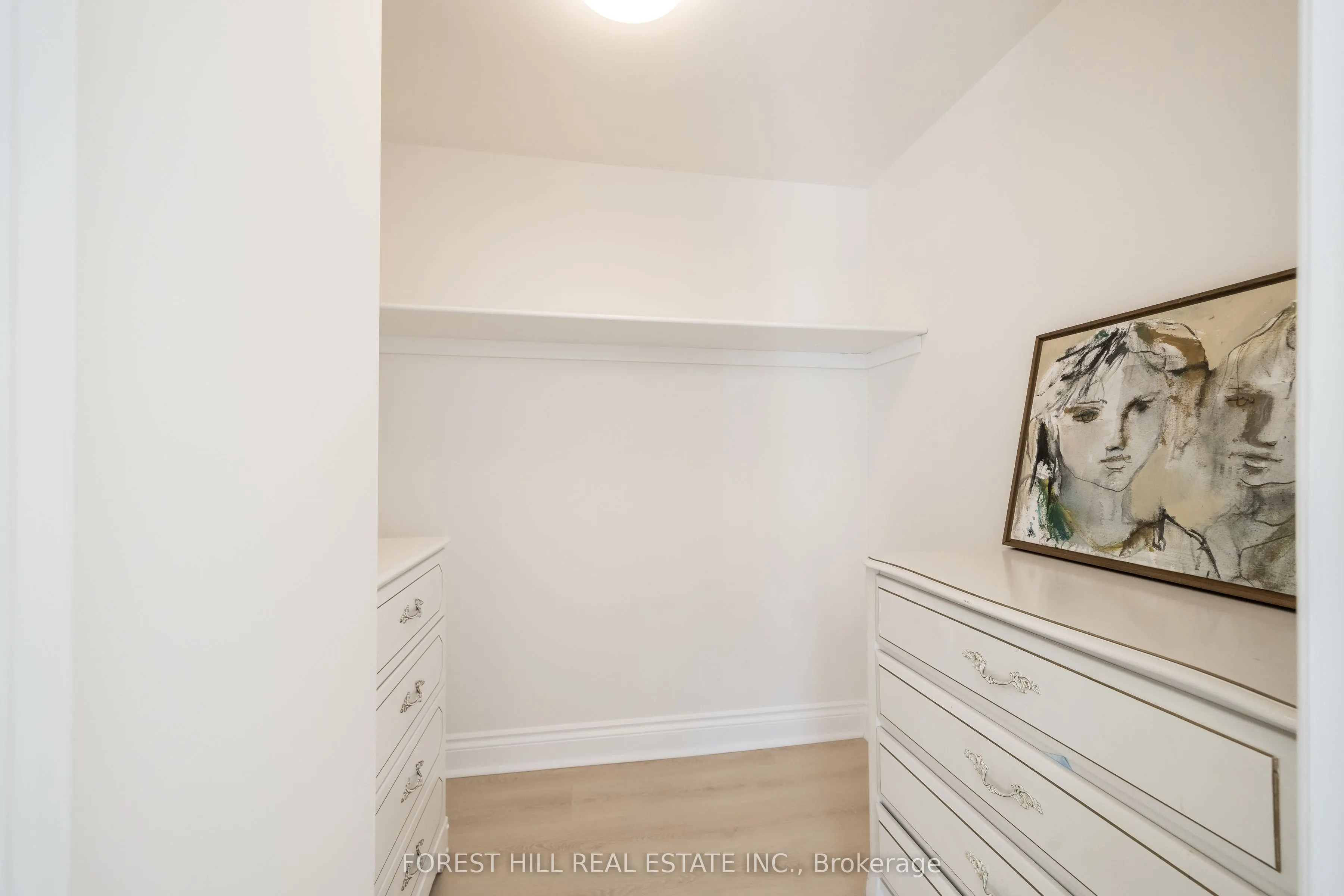 77 Avenue Road #215