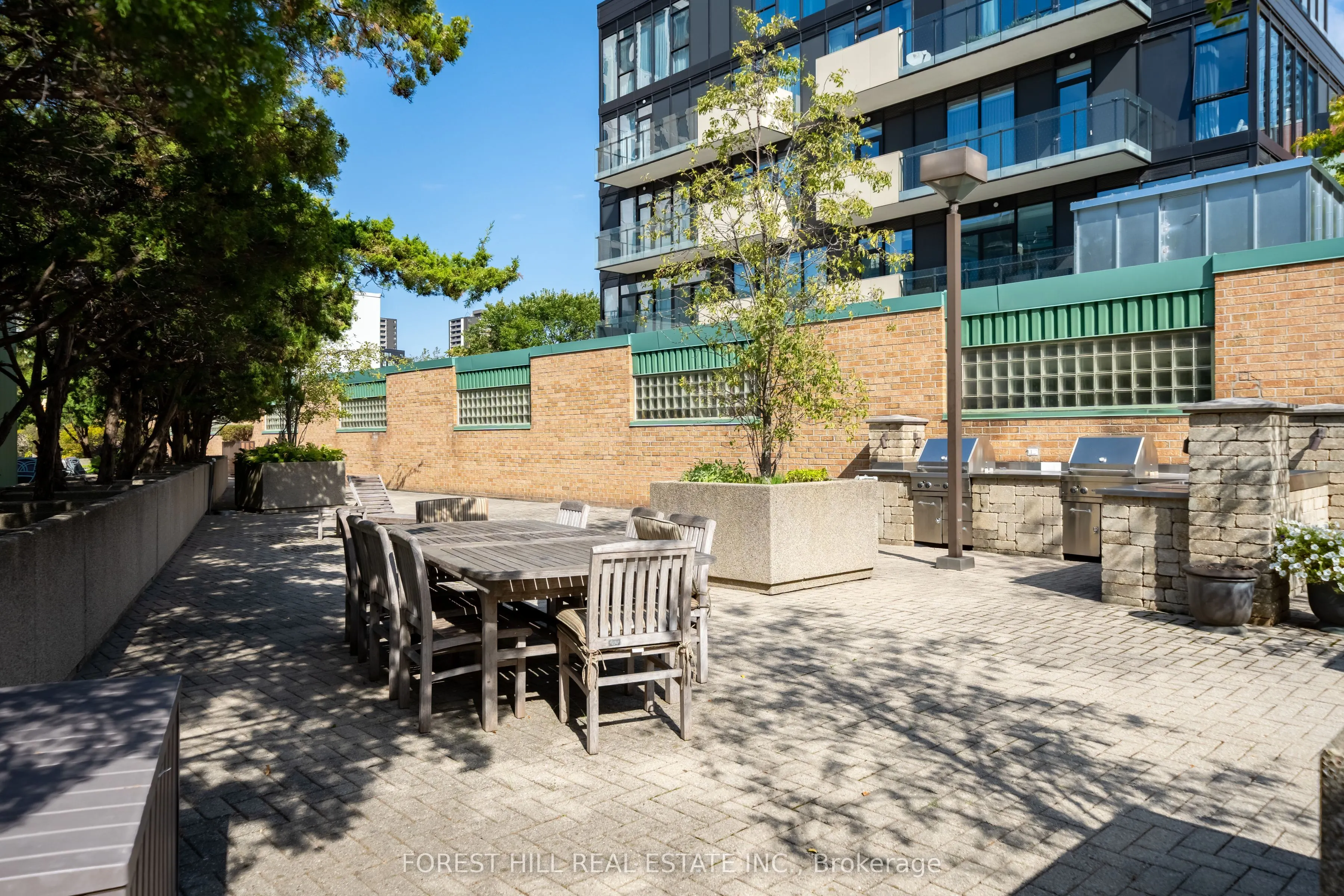 77 Avenue Road #215