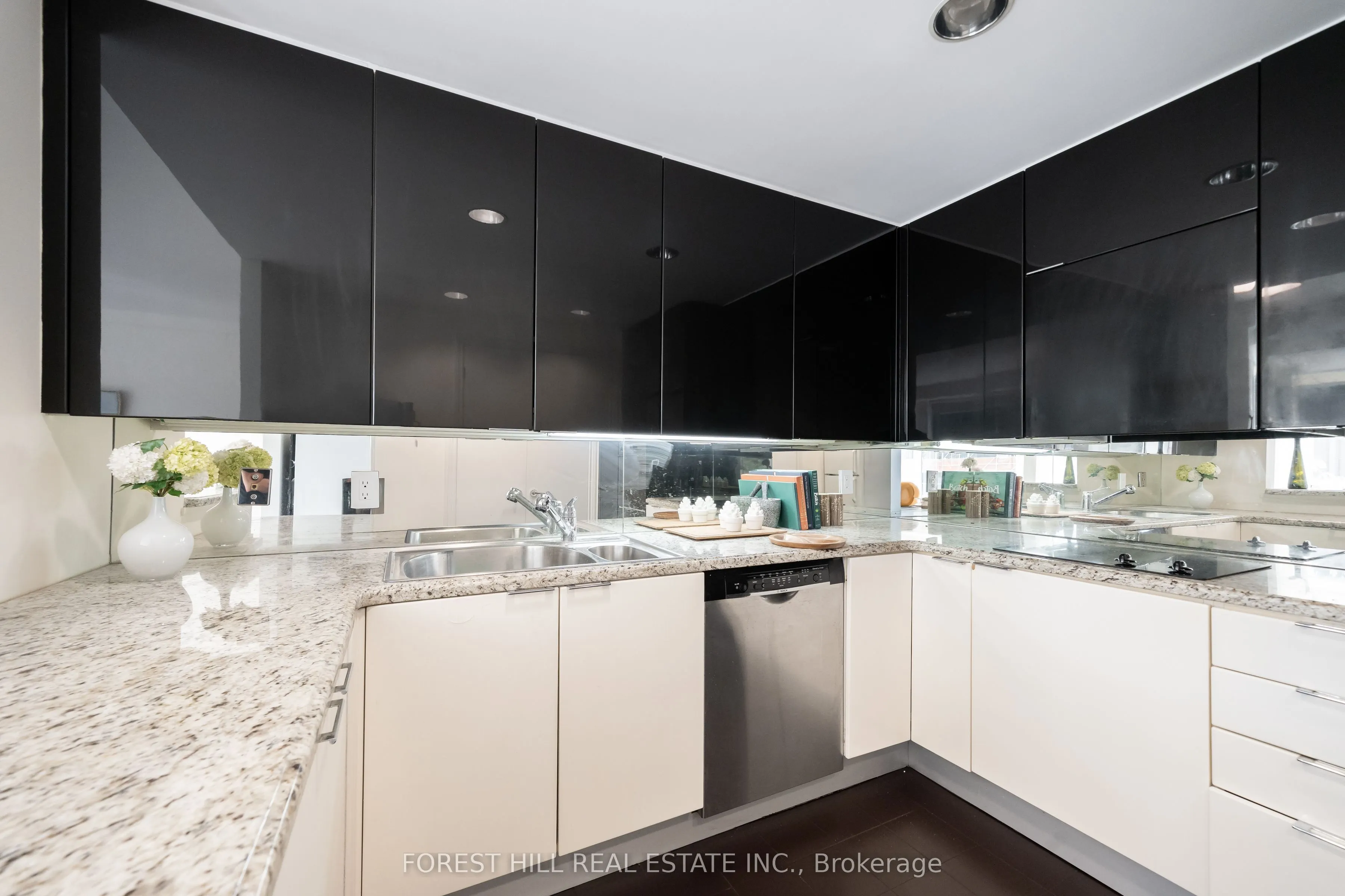 77 Avenue Road #215