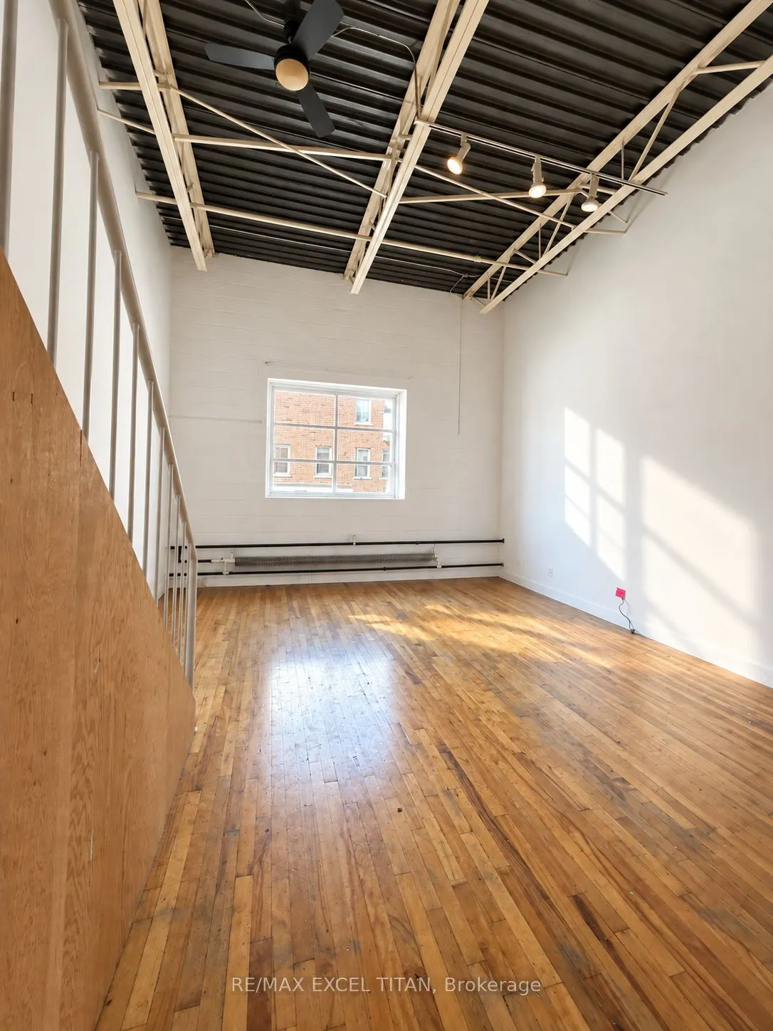 227 Sterling Road E #213