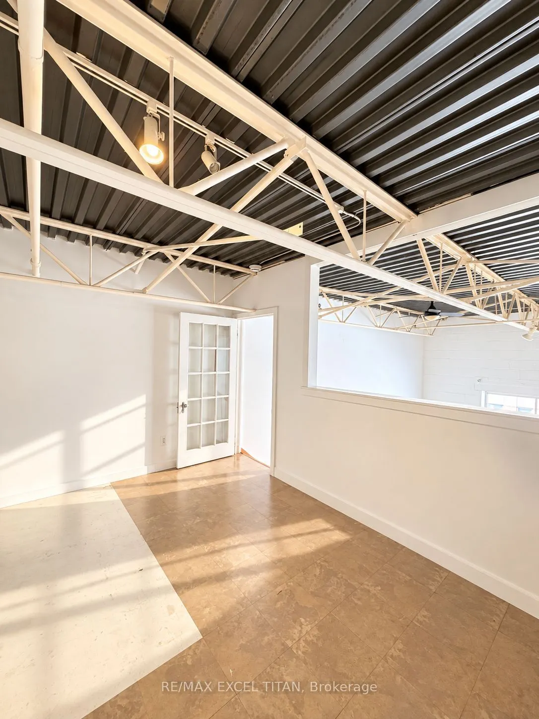 227 Sterling Road E #213
