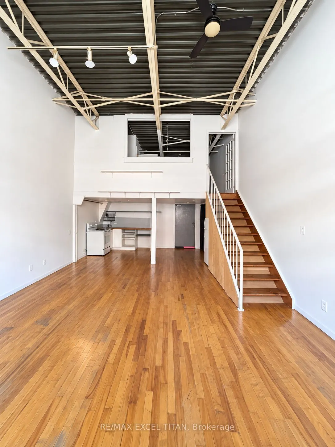 227 Sterling Road E #213