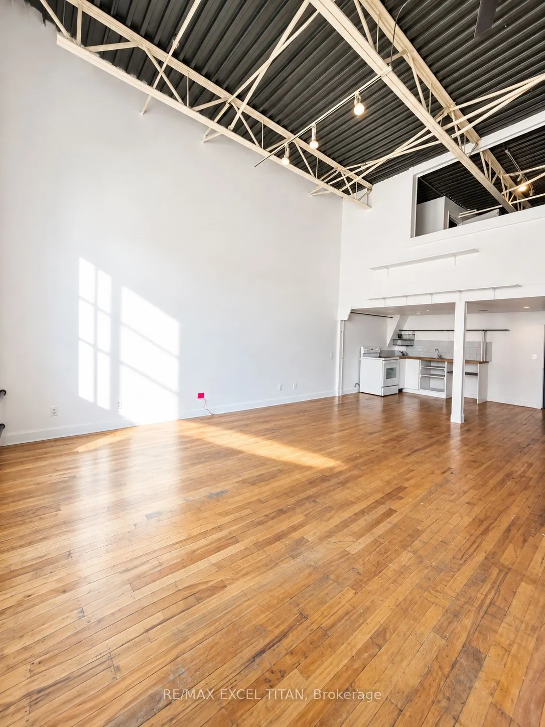 227 Sterling Road E #213