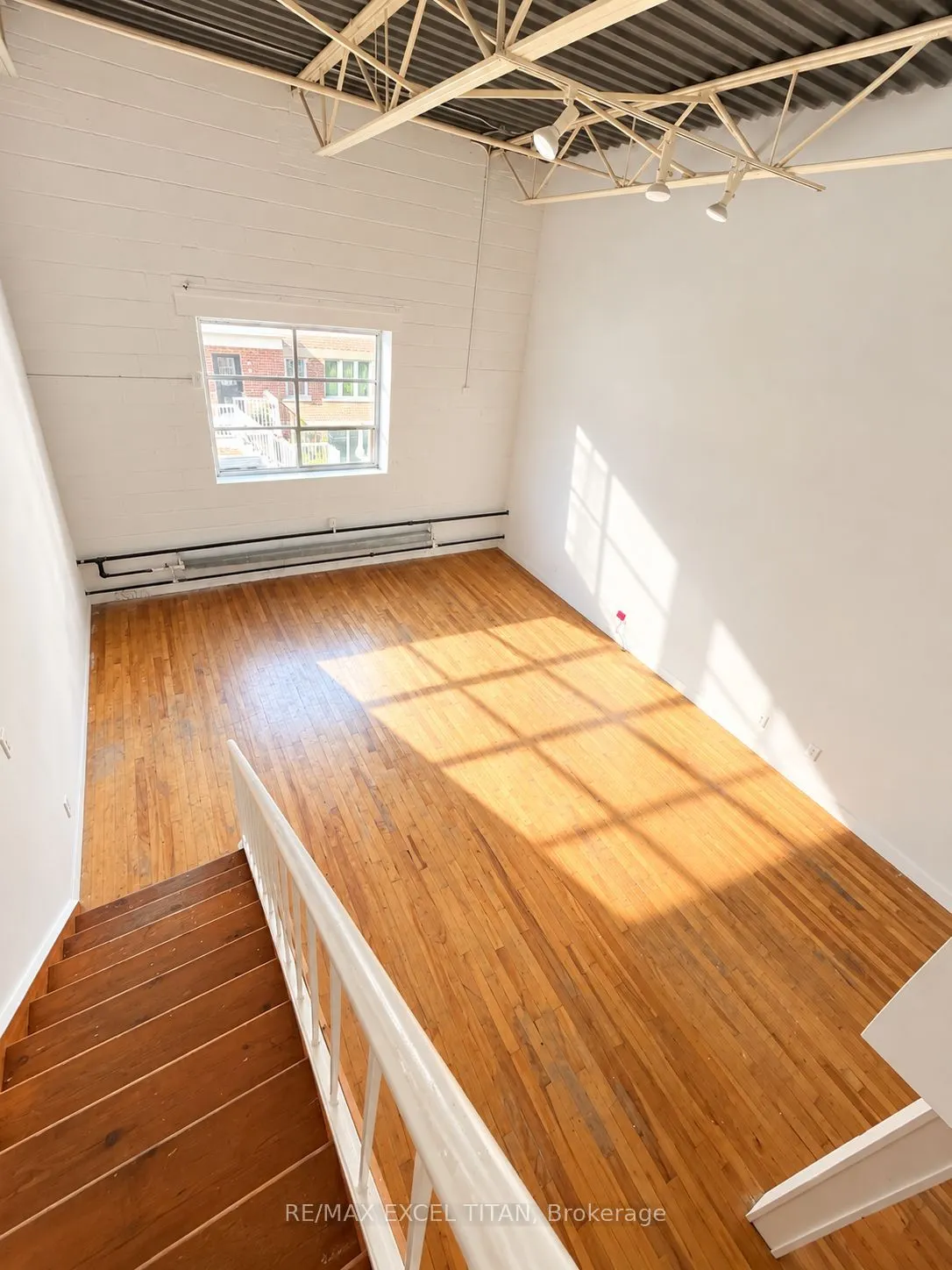 227 Sterling Road E #213