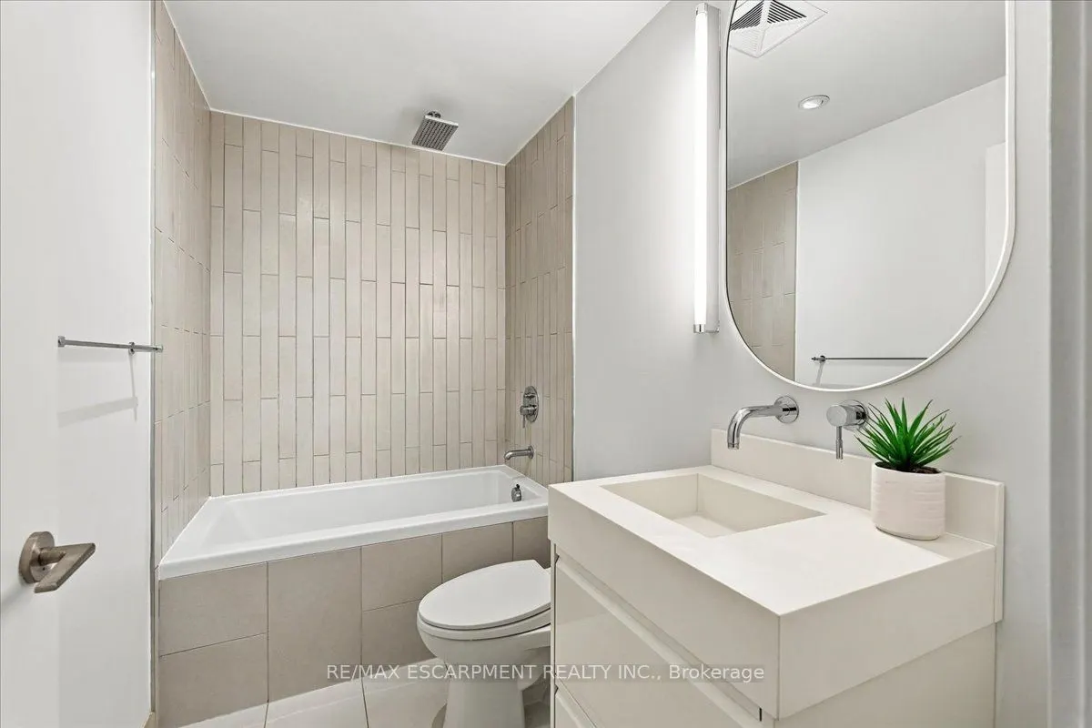 25 Oxley Street #613