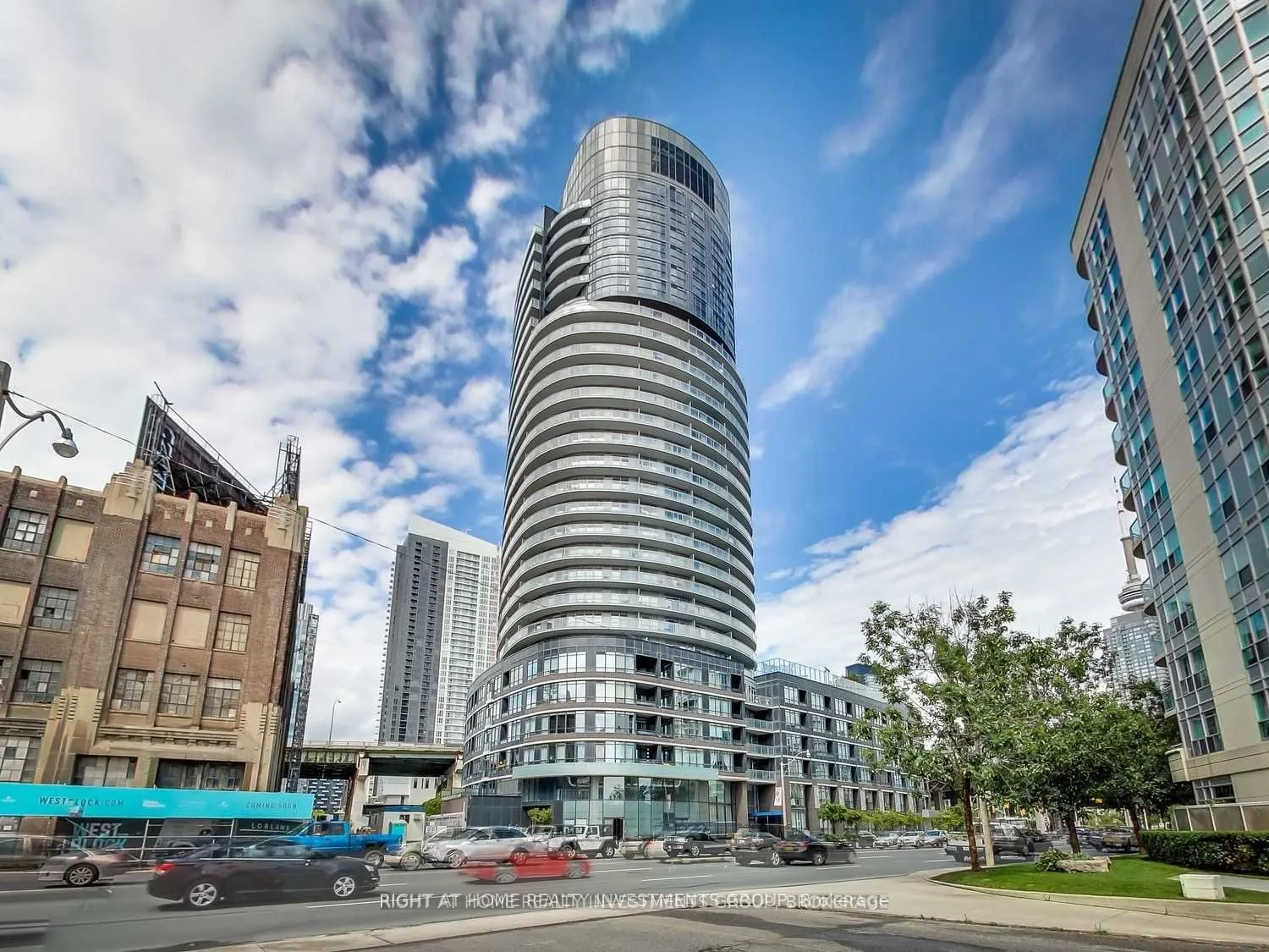 38 Dan Leckie Way #809