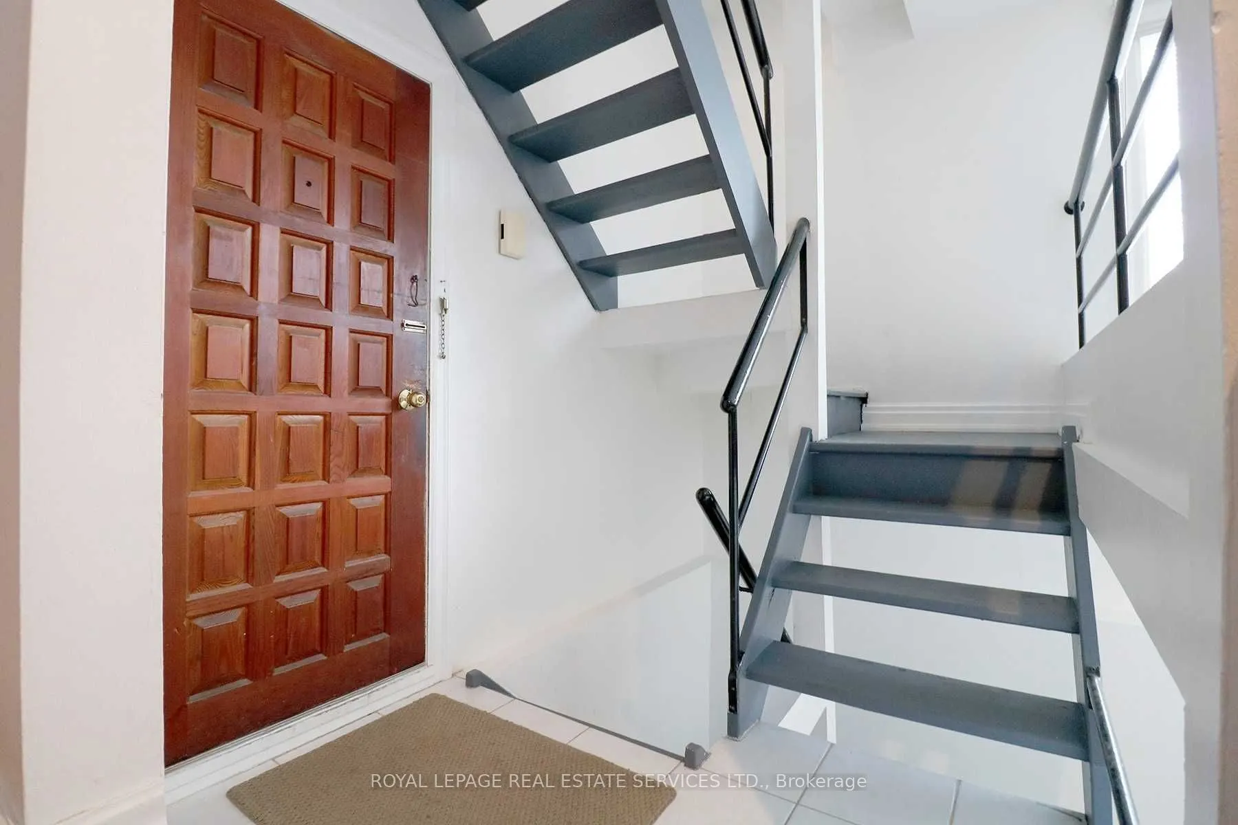390 Huron Street #2