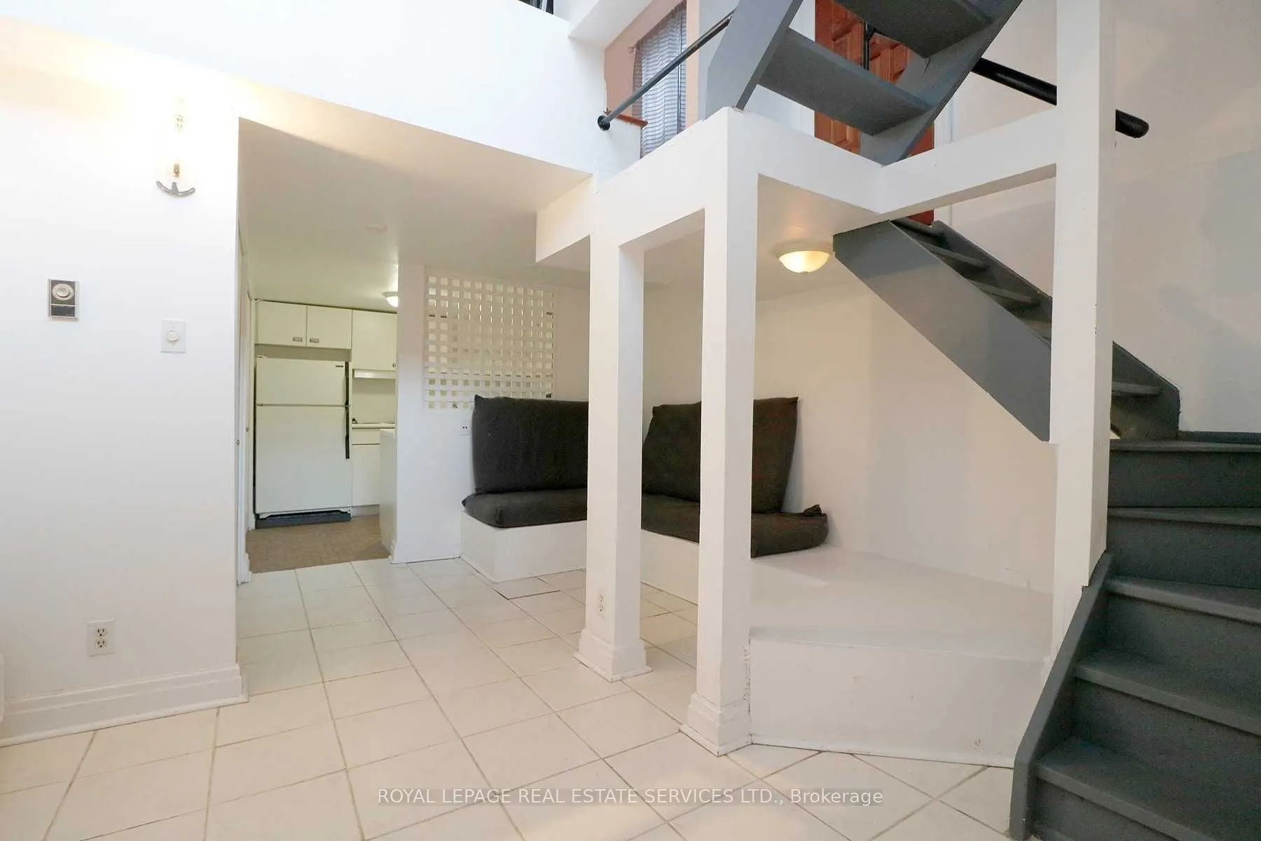 390 Huron Street #2