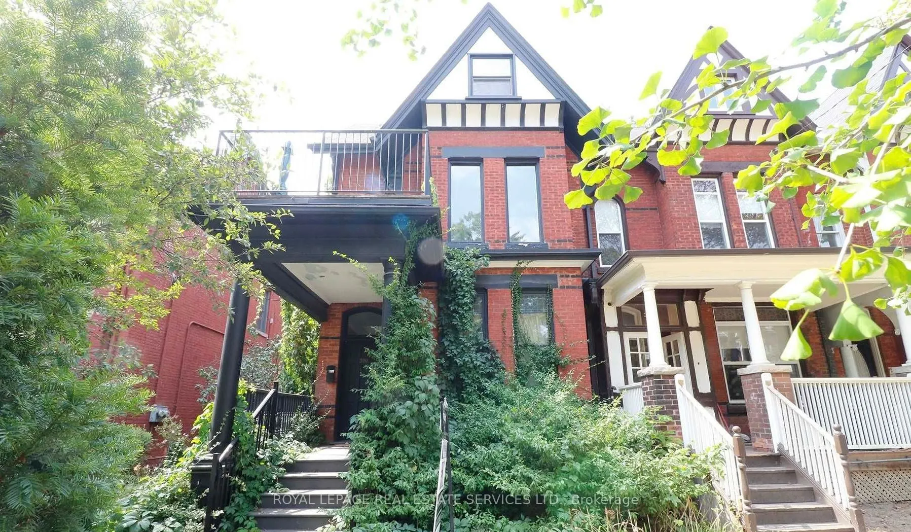 390 Huron Street #2