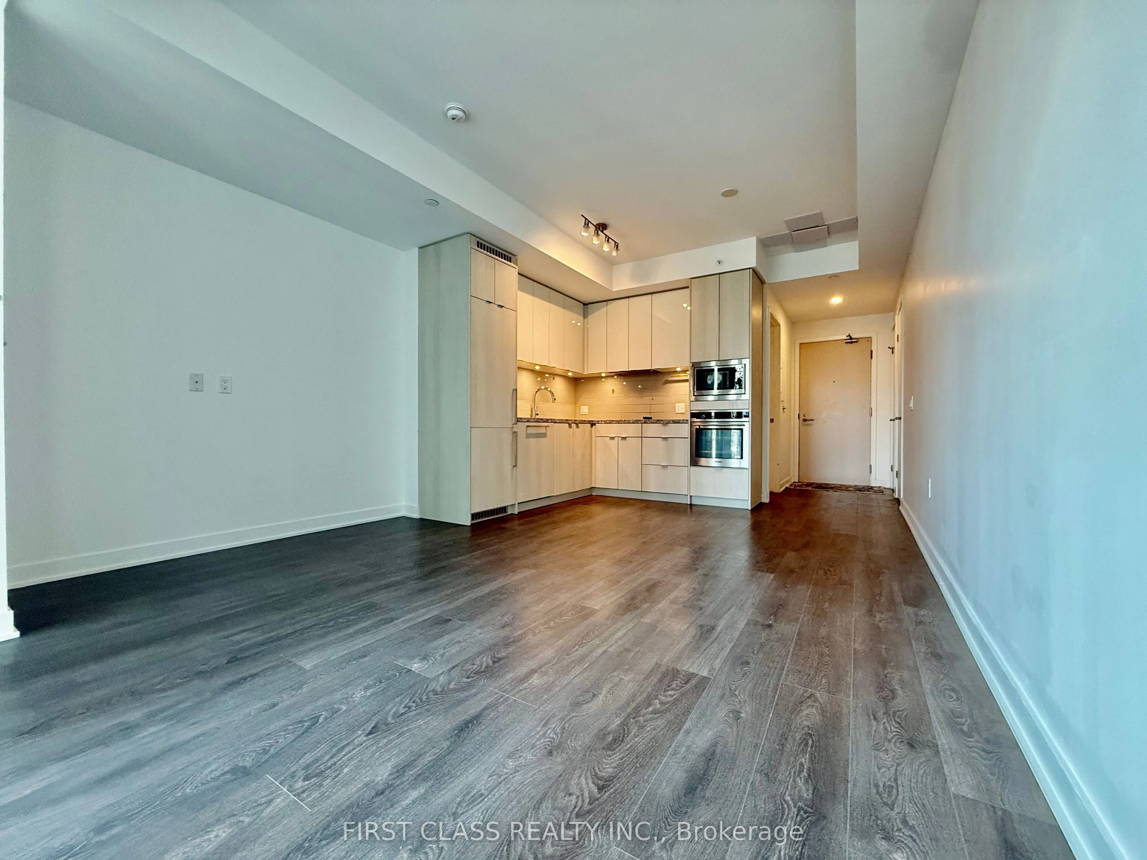 115 Blue Jays Way #2603