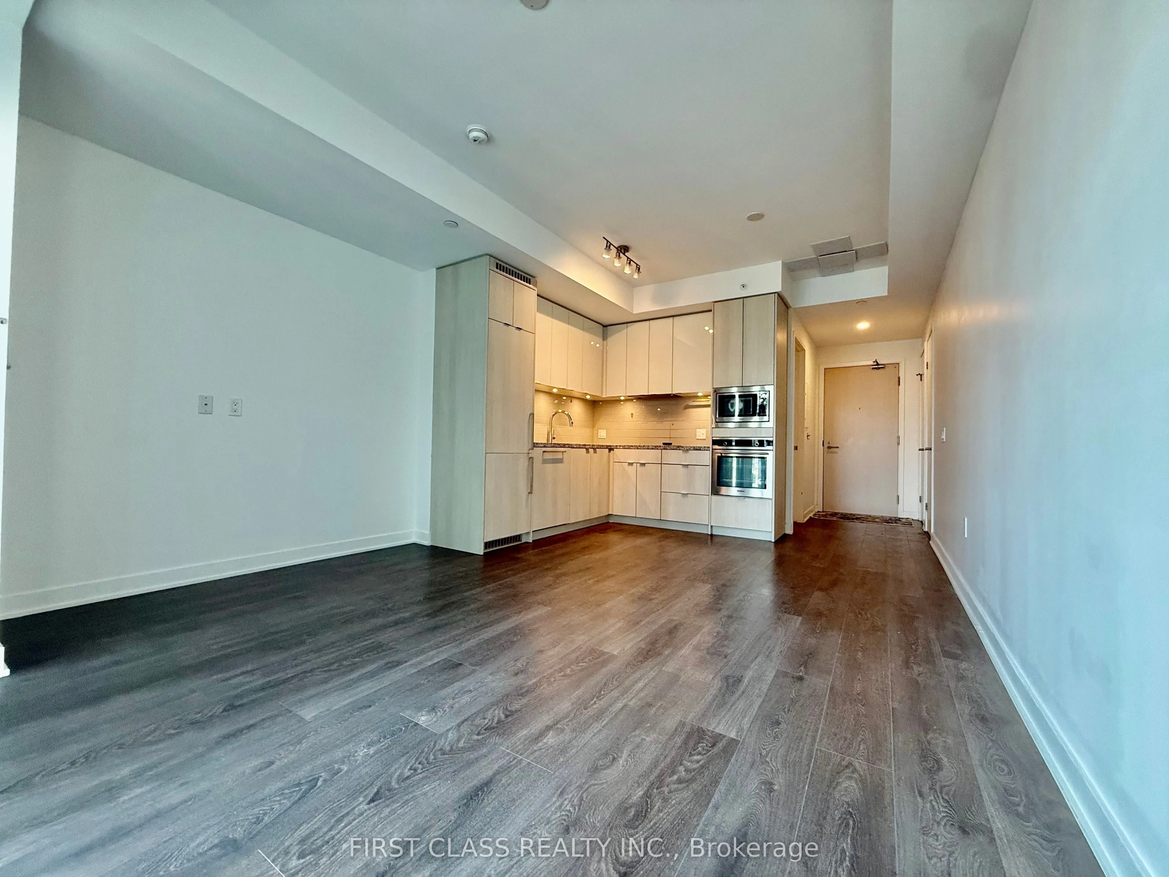 115 Blue Jays Way #2603