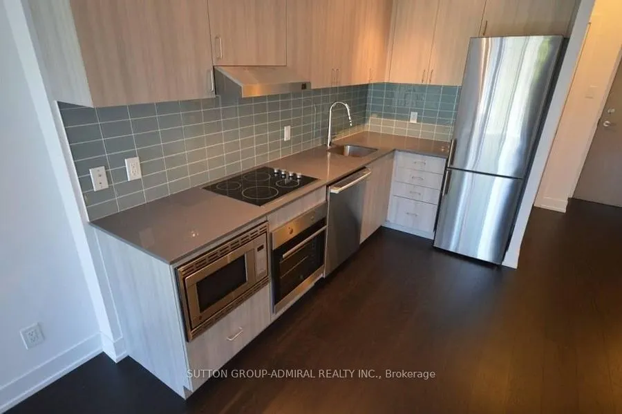 7 Kenaston Gardens #124