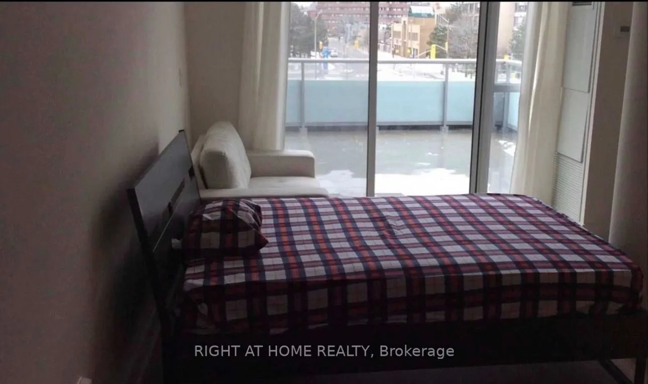 88 Sheppard Avenue E #409