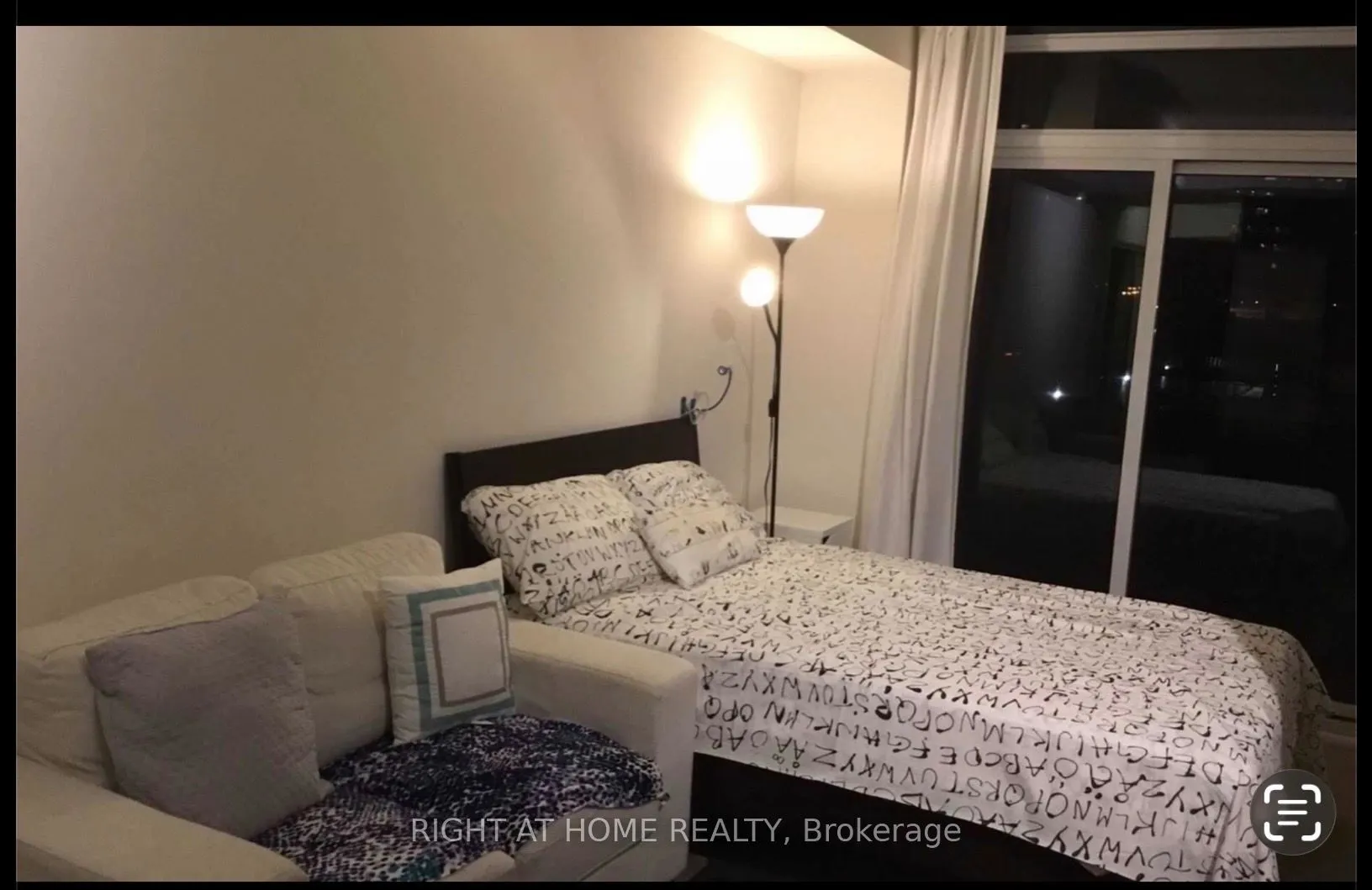 88 Sheppard Avenue E #409