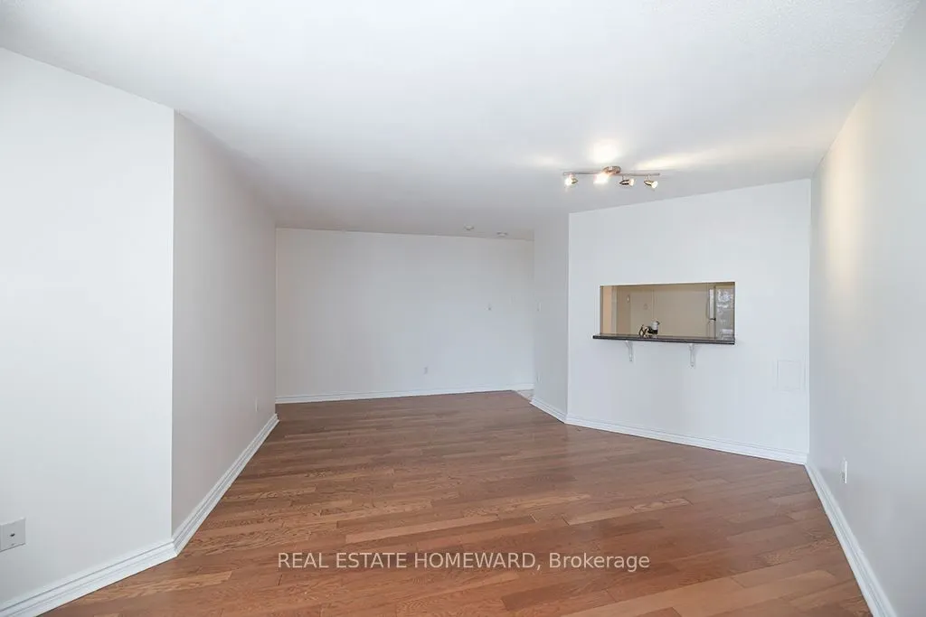 77 Maitland Place #1219