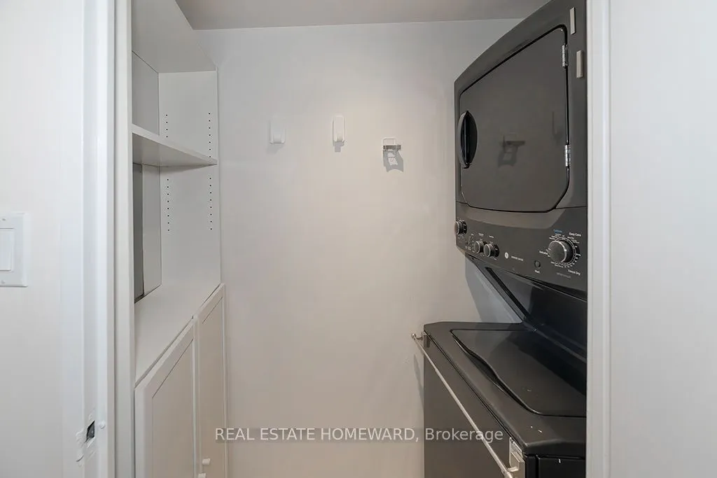 77 Maitland Place #1219