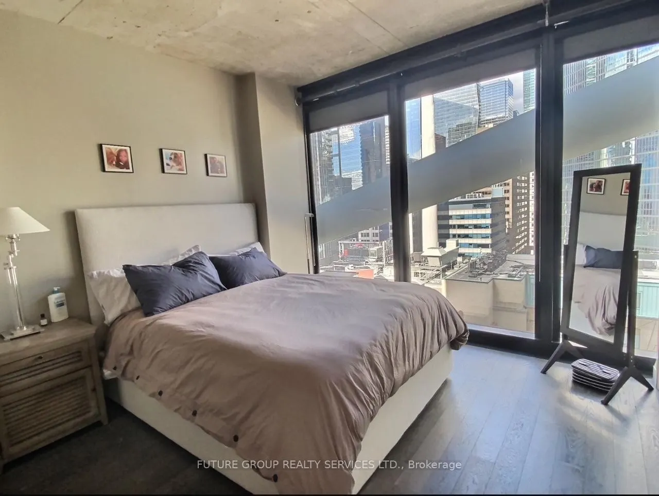 224 King Street W #1204