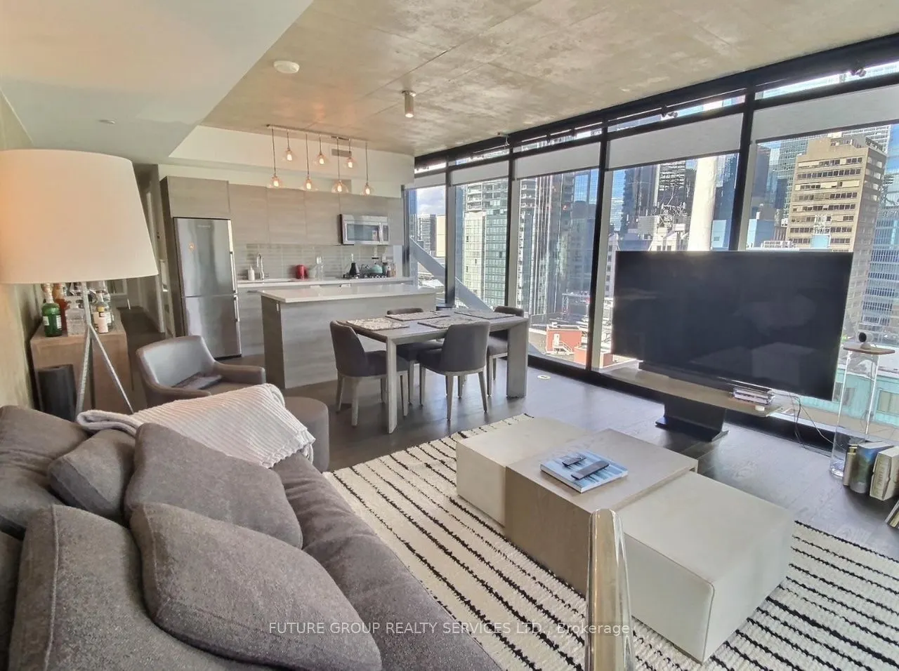 224 King Street W #1204