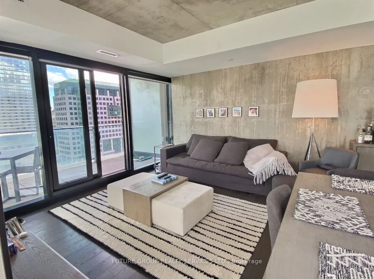 224 King Street W #1204