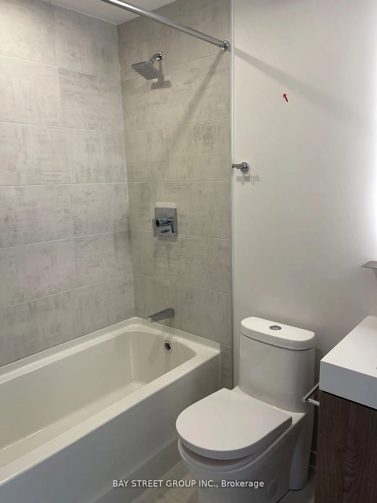 15 Holmes Avenue #1807