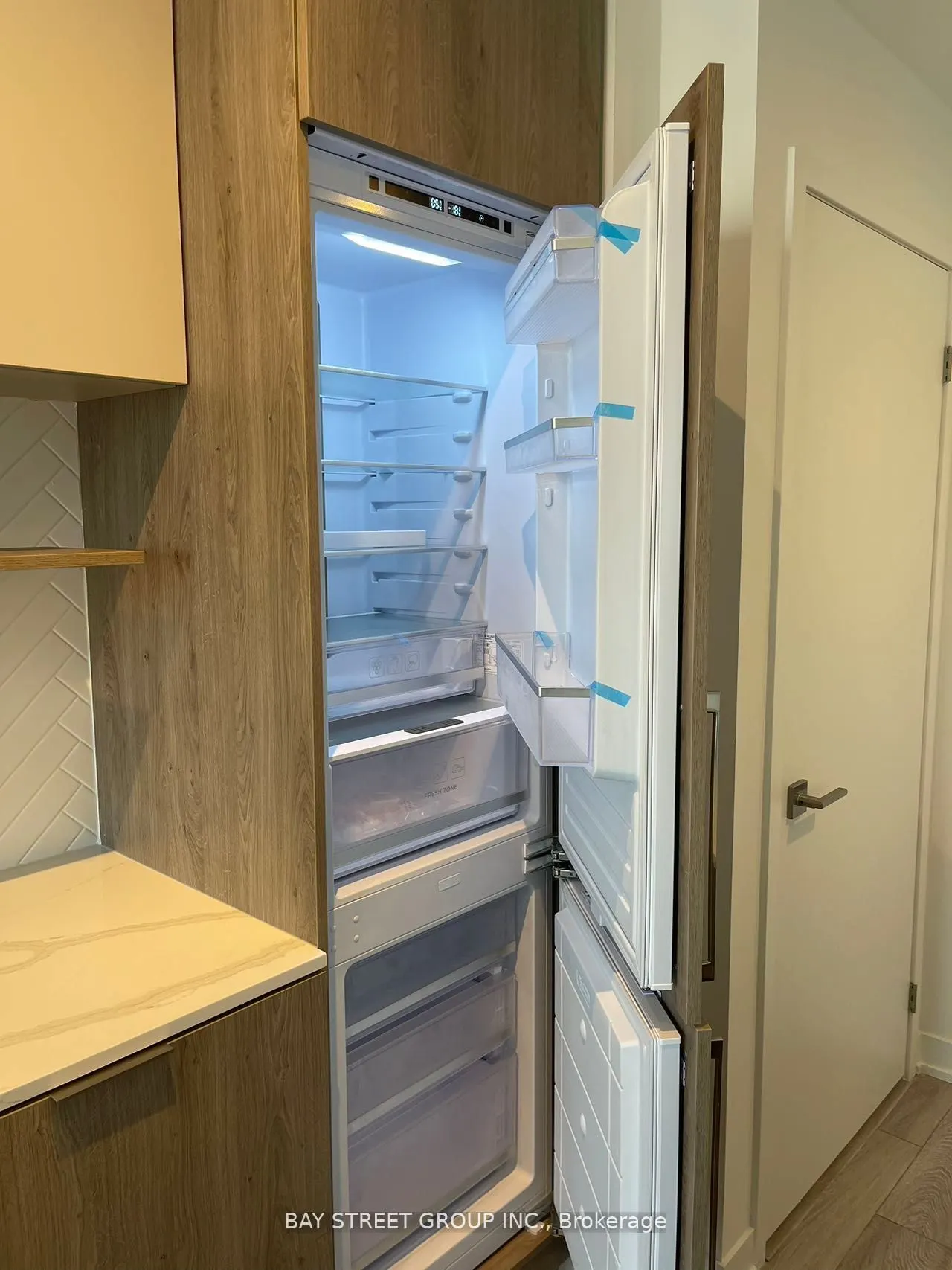 15 Holmes Avenue #1807