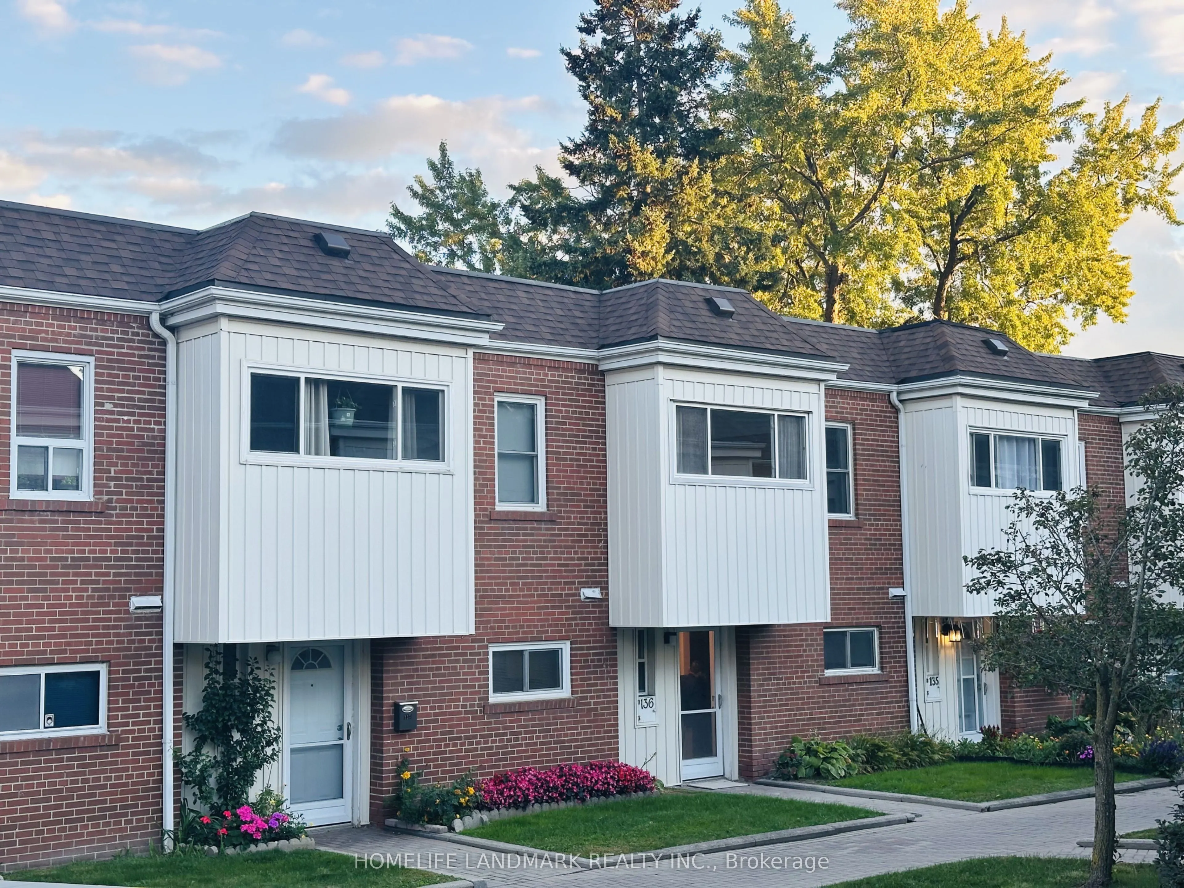 15 Esterbrooke Avenue #136