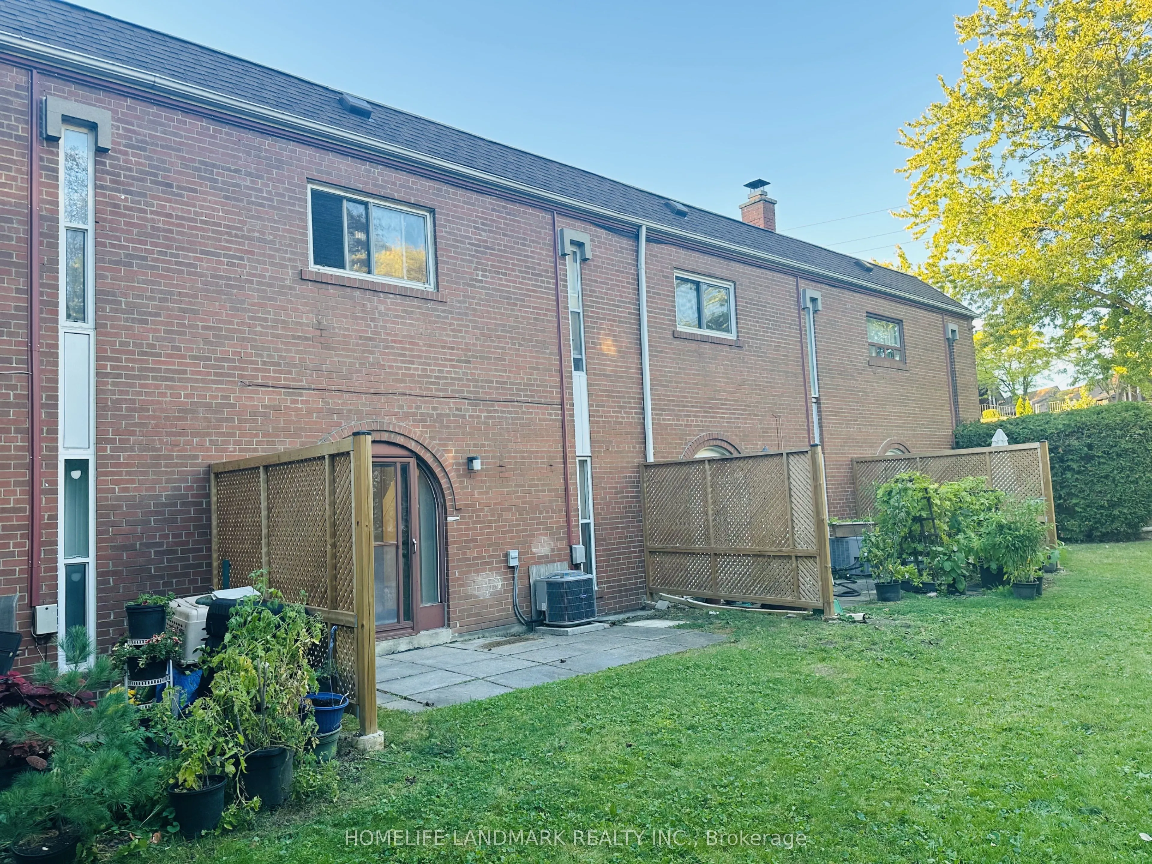 15 Esterbrooke Avenue #136