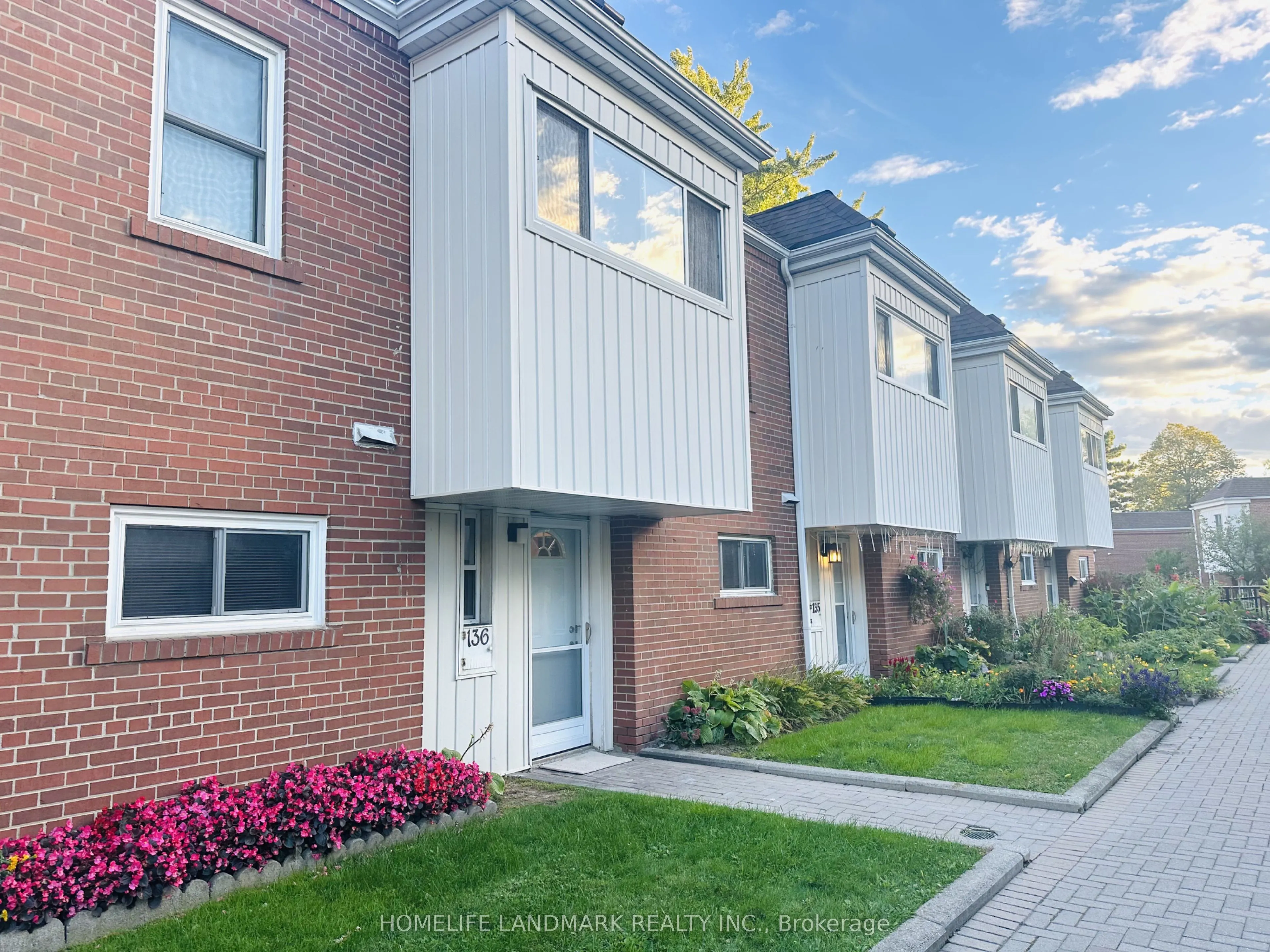 15 Esterbrooke Avenue #136