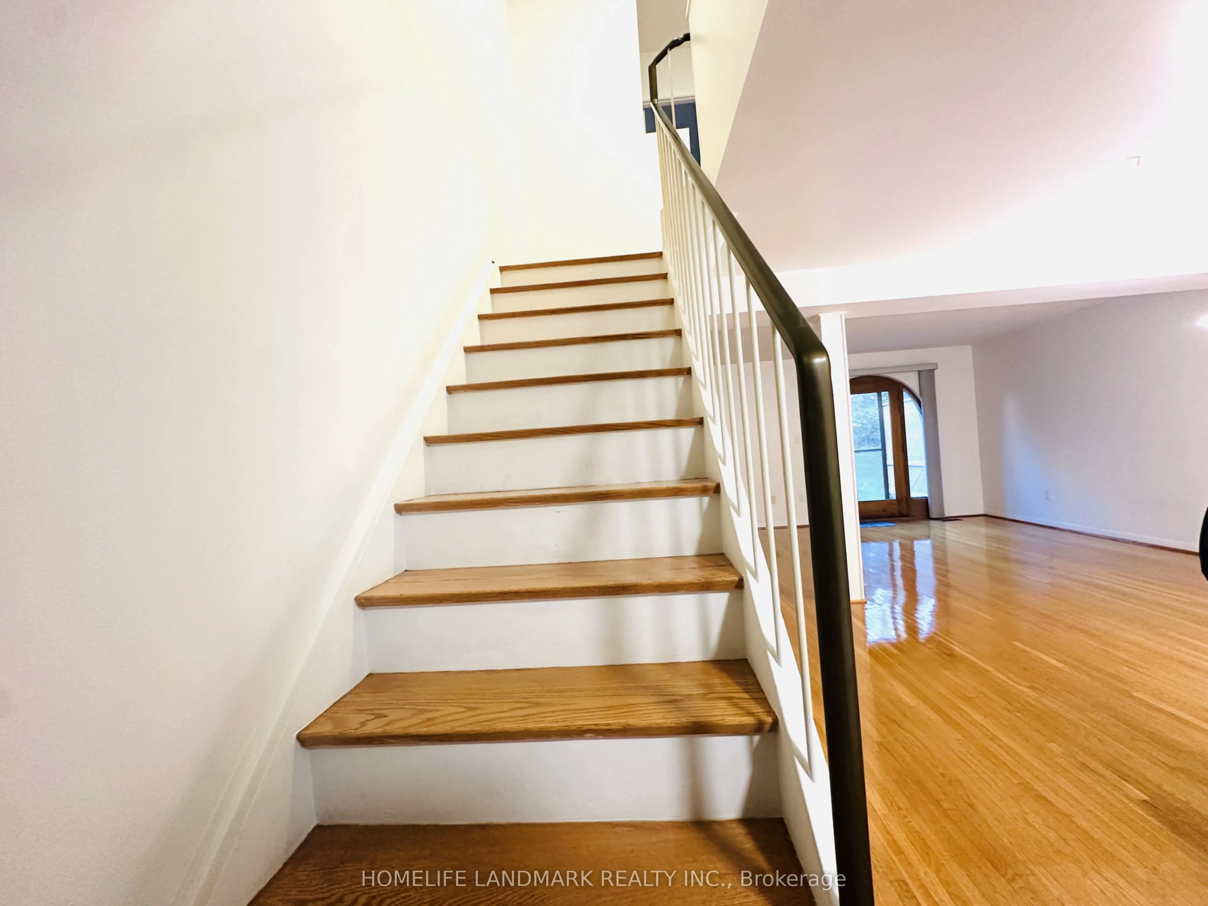 15 Esterbrooke Avenue #136