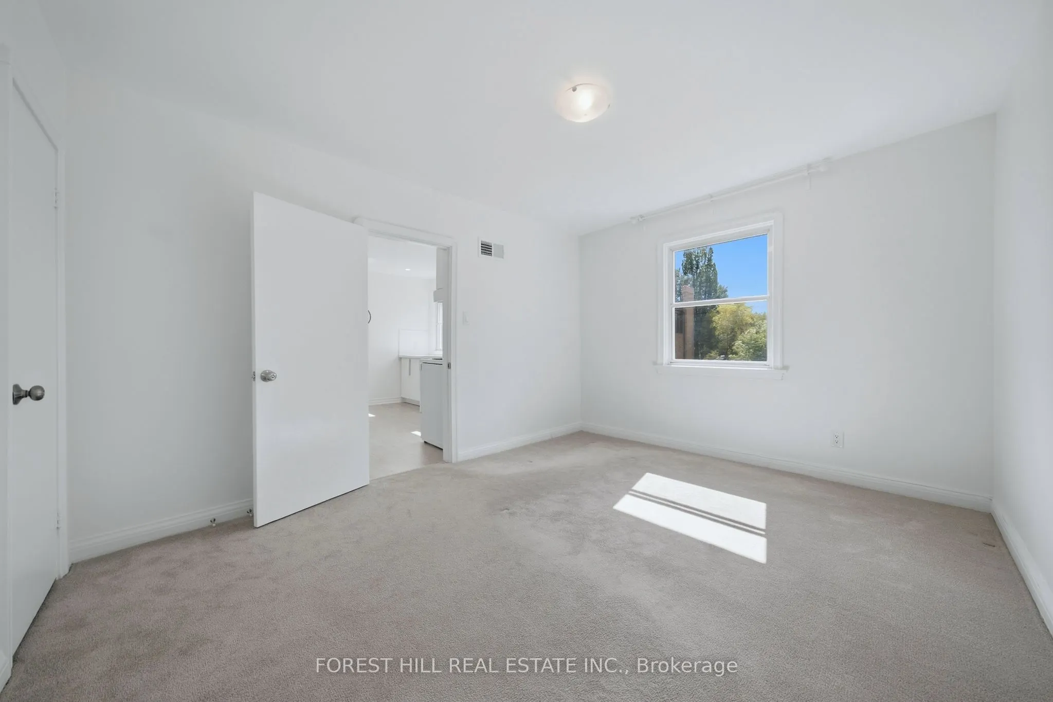 147 Viewmount Avenue