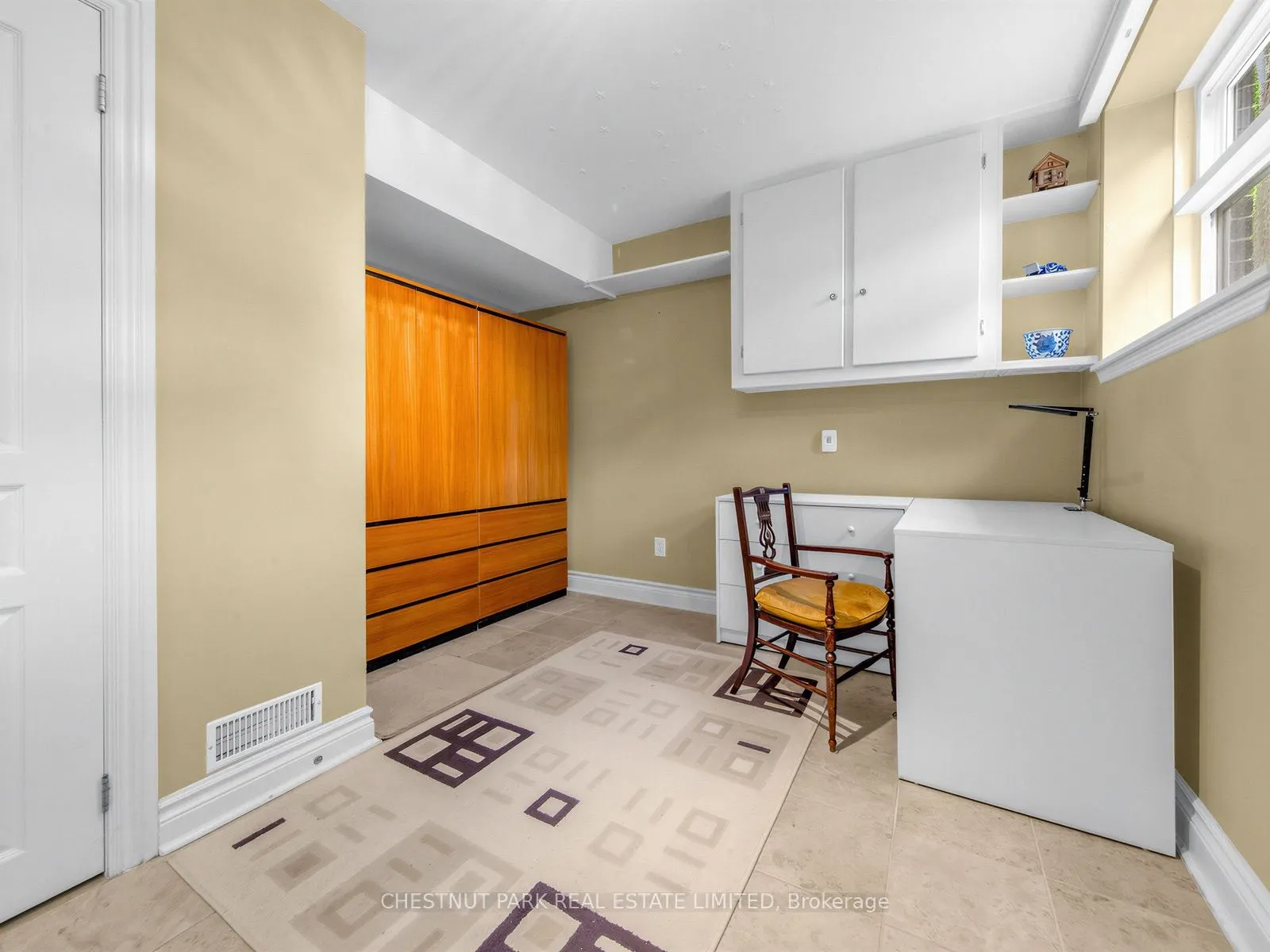 25 Clarendon Avenue