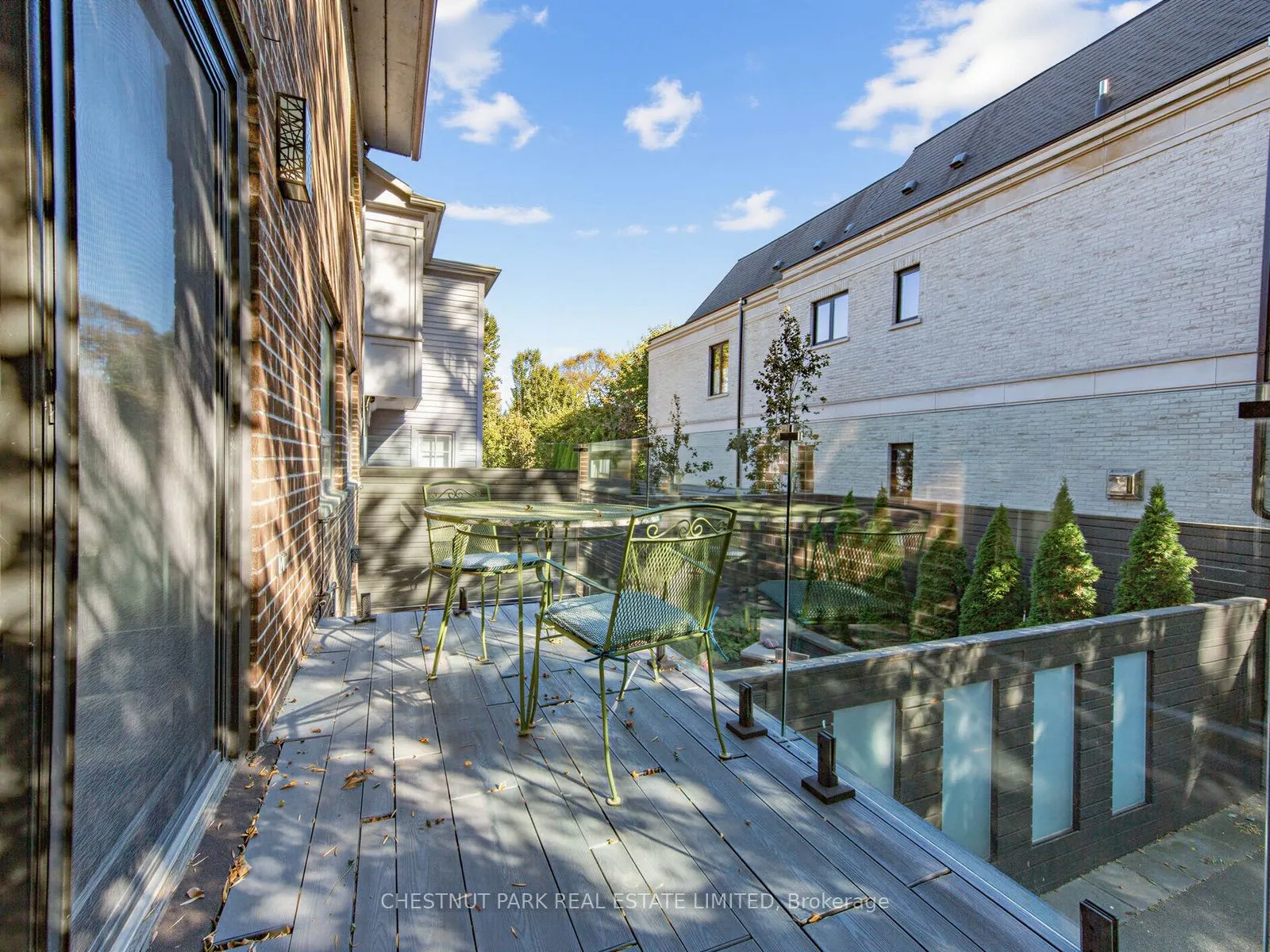 25 Clarendon Avenue