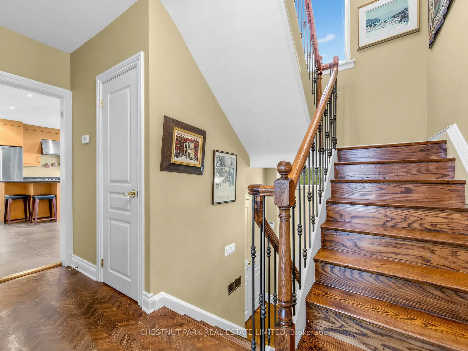 25 Clarendon Avenue