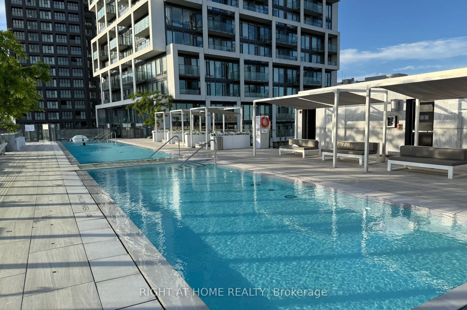 5 Soudan Avenue #2004