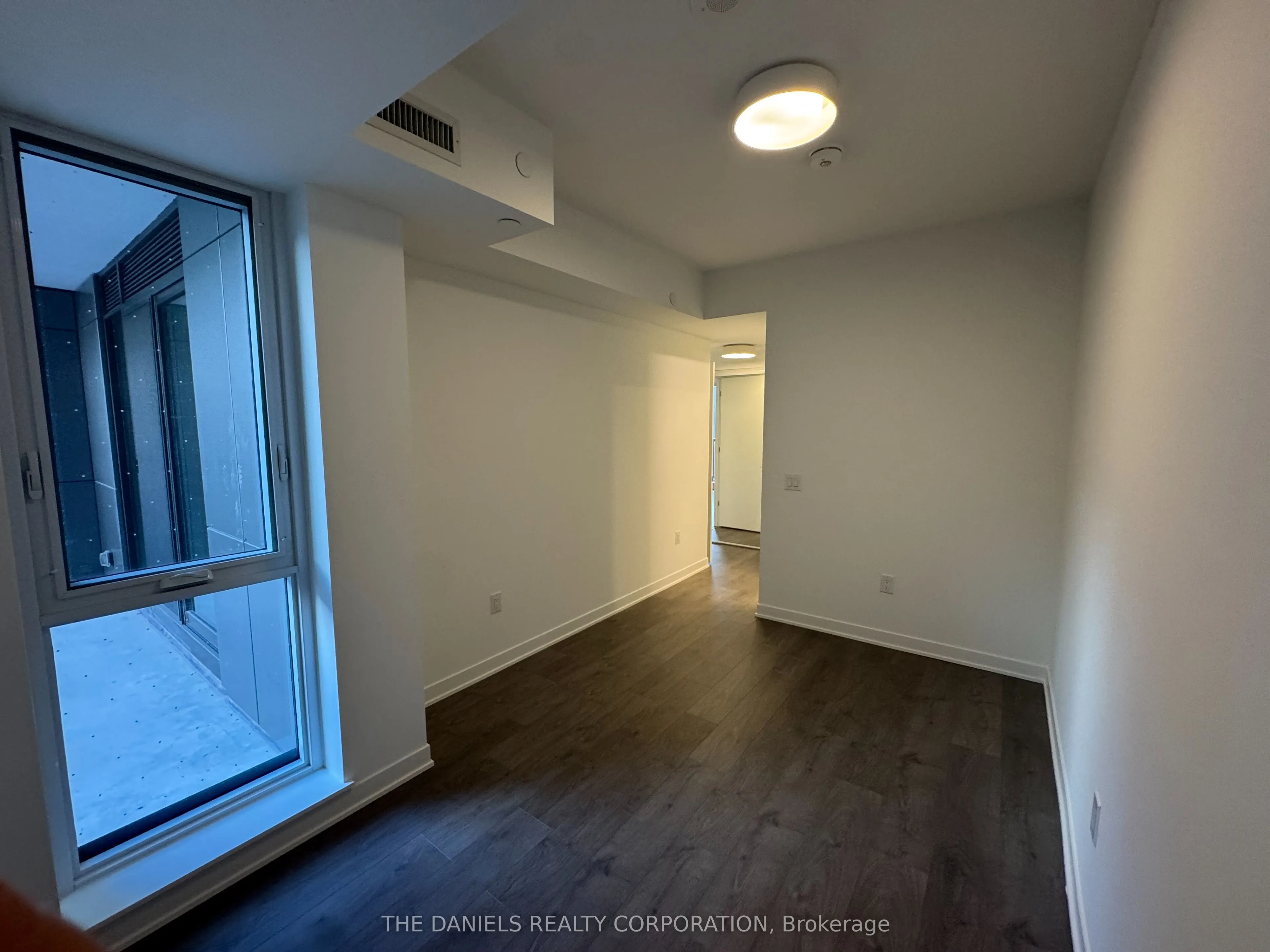 10 Oak Street #401