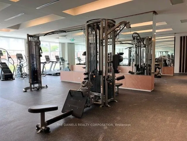 10 Oak Street #401