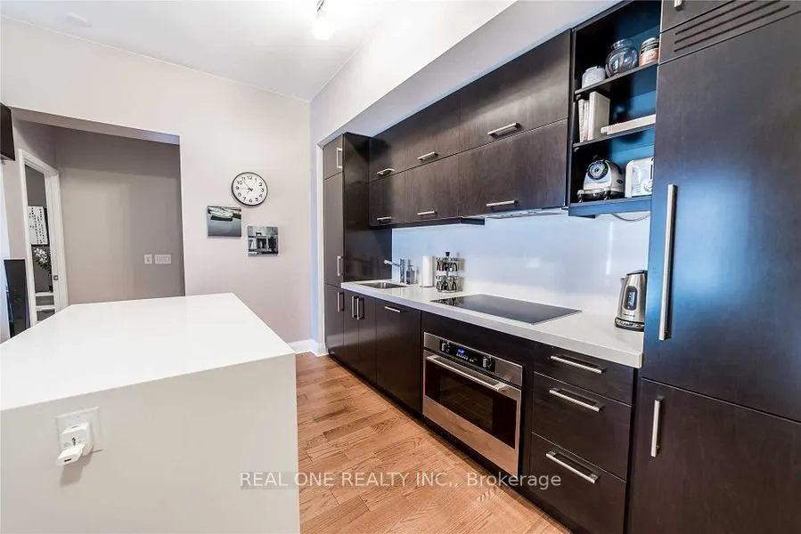 65 St. Mary Street E #4409