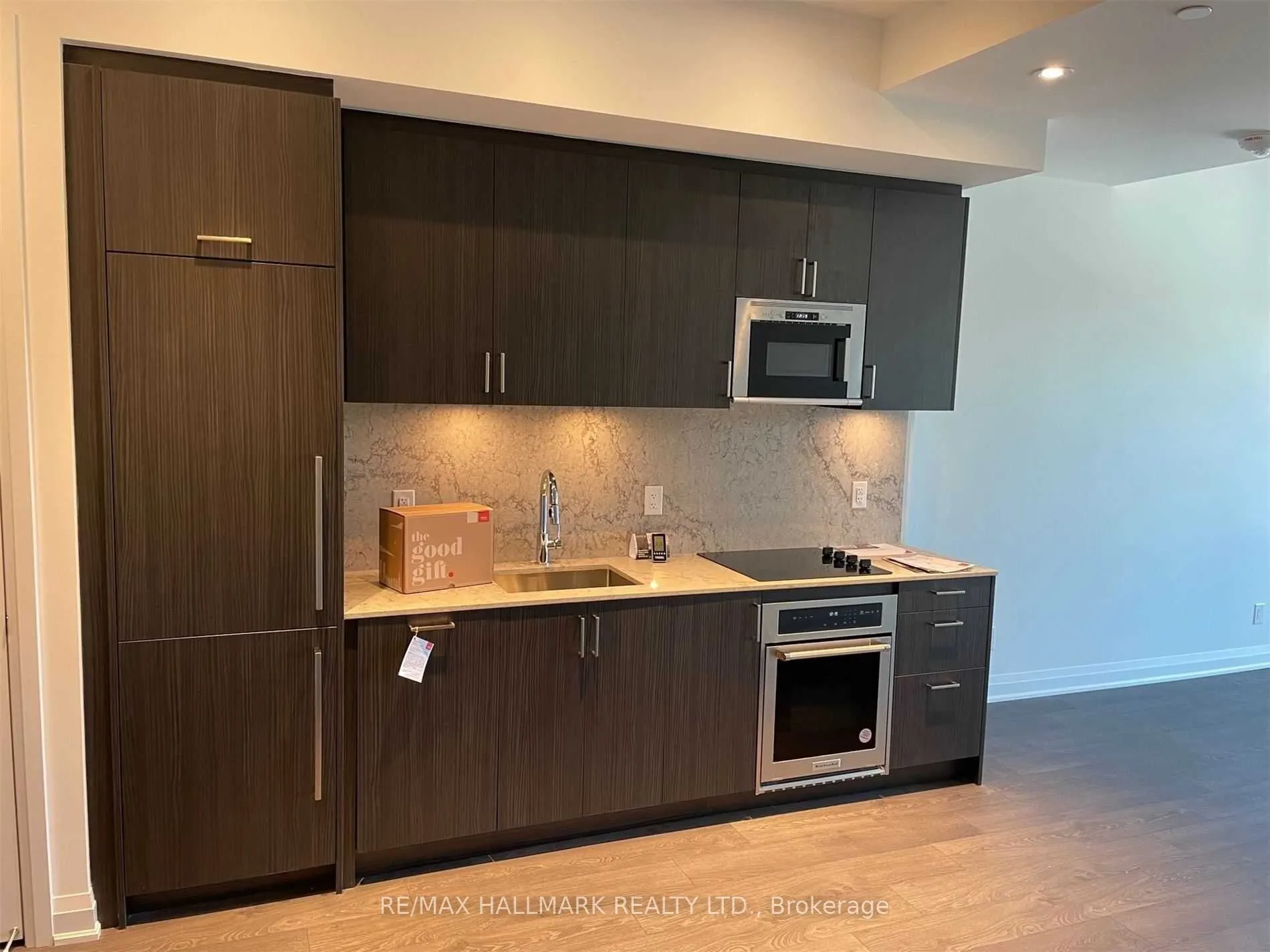 280 Howland Avenue #PH23