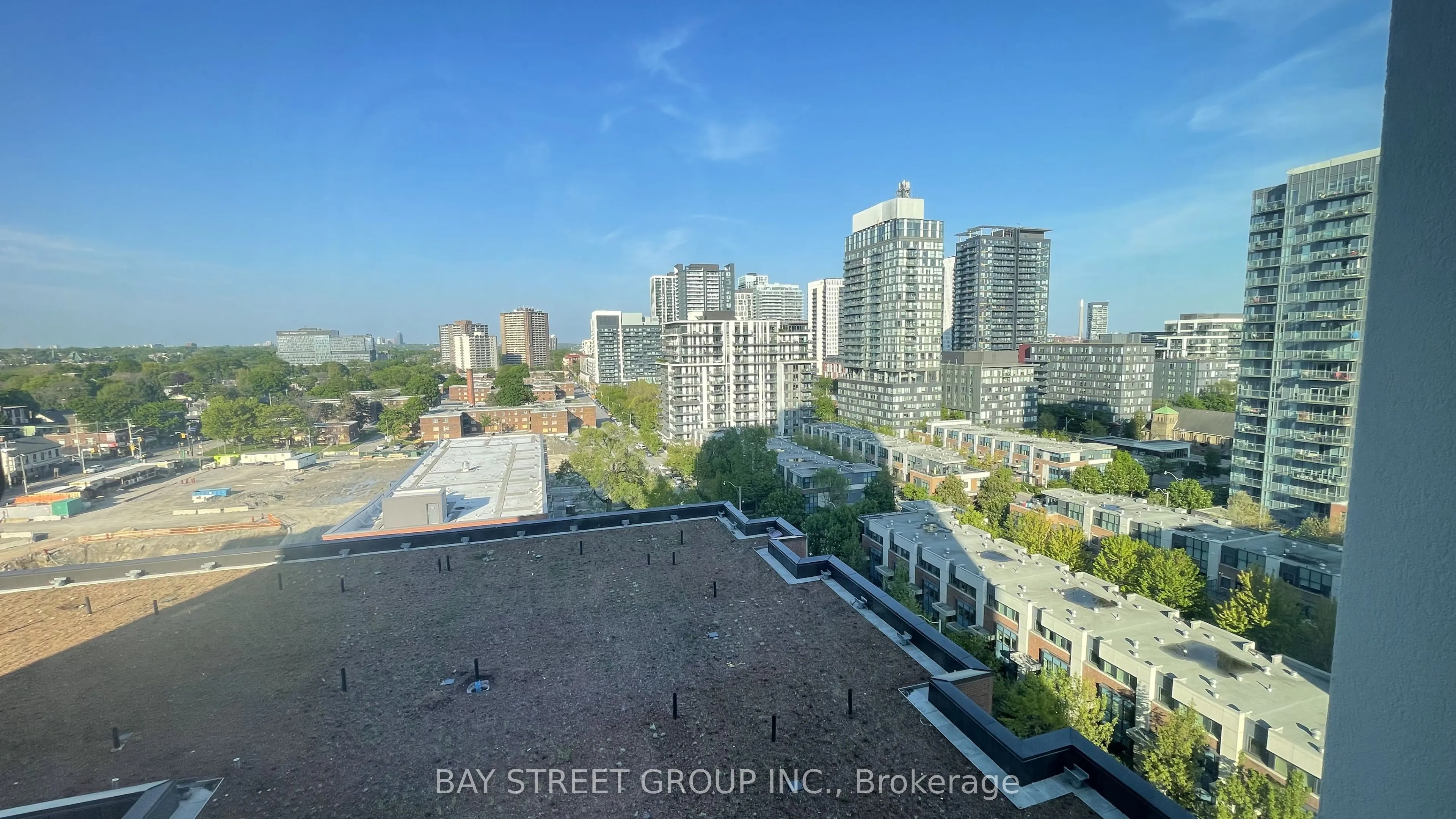10 Oak Street #1102